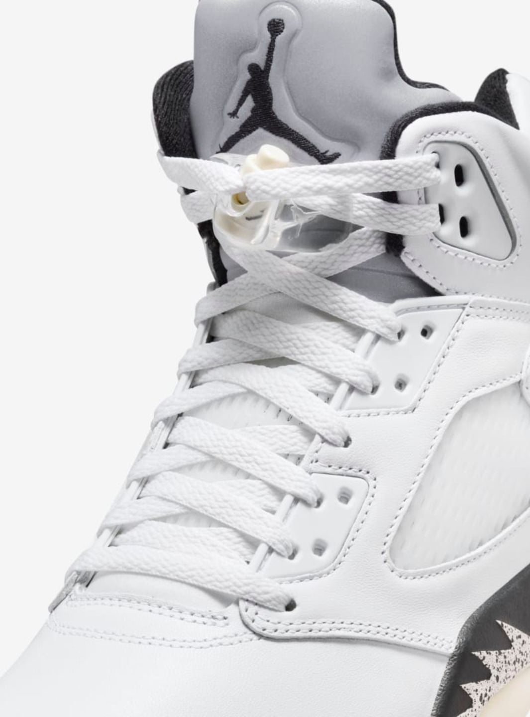 Air Jordan 5 Retro Reverse Metallic - DD0587-110 | ResellZone