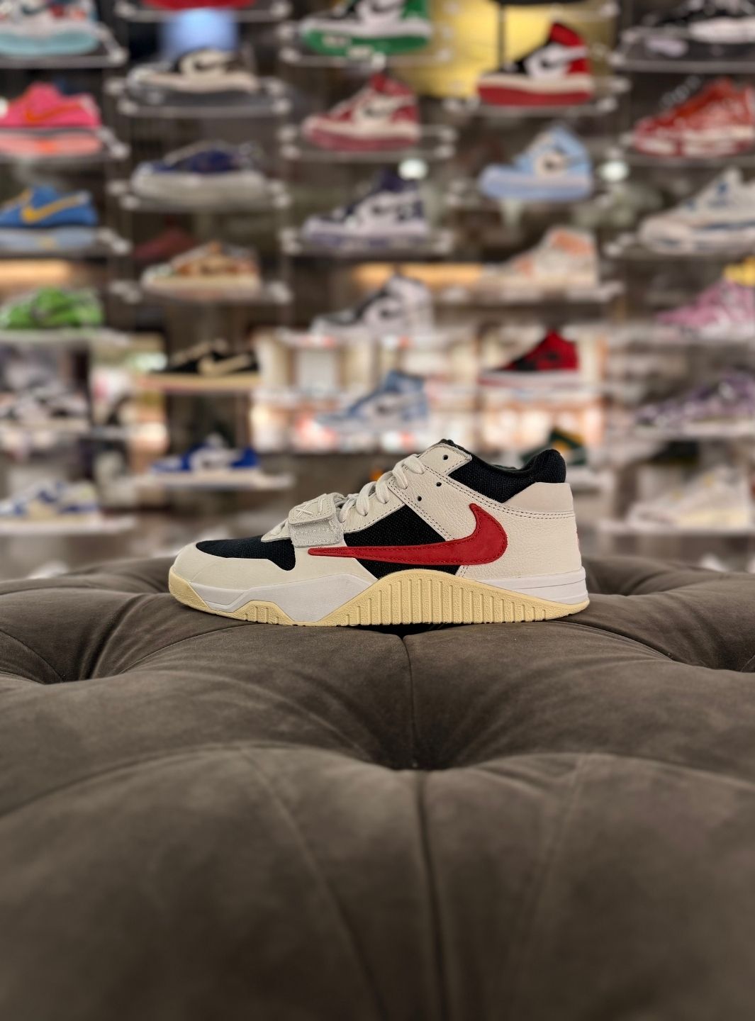 Air Jordan Jumpman Jack TR Travis Scott University Red - Sneakers Usate | ResellZone