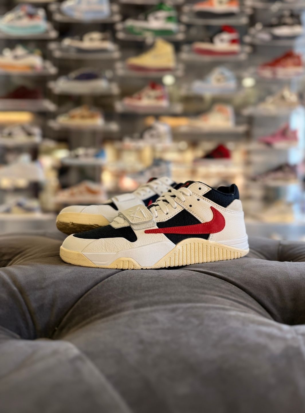 Air Jordan Jumpman Jack TR Travis Scott University Red - Sneakers Usate | ResellZone