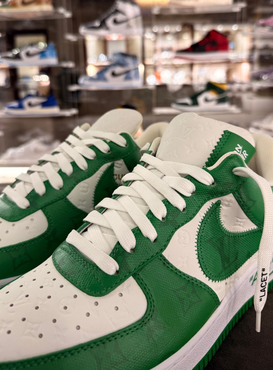 Louis Vuitton Nike Air Force 1 Low By Virgil Abloh White Green - Sneakers Usate | ResellZone