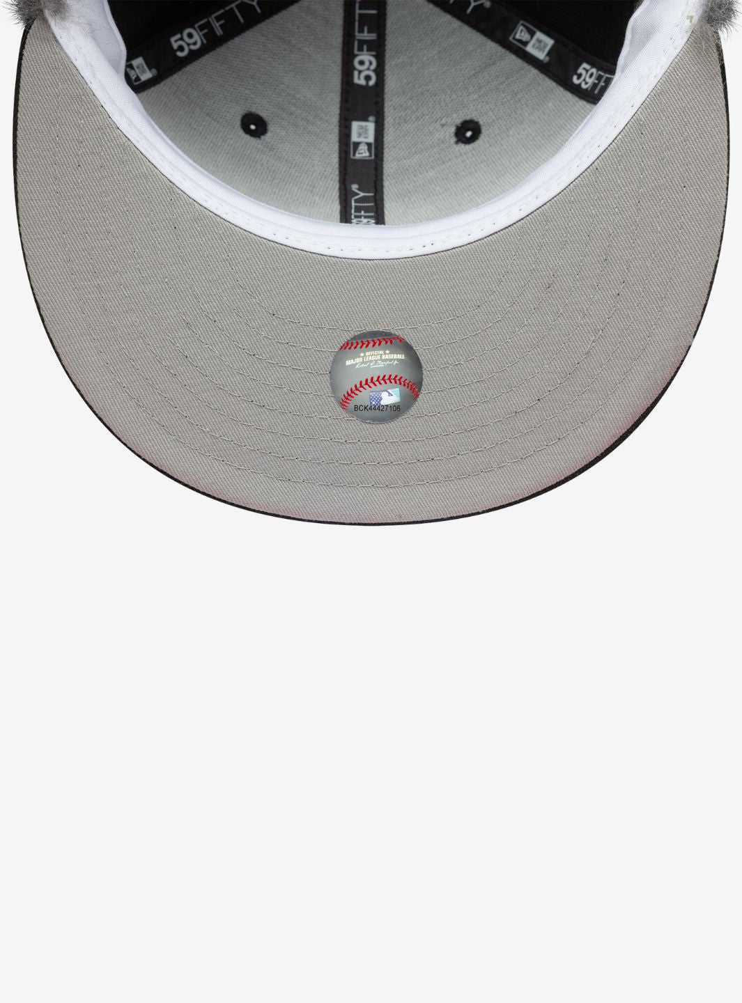 New Era New York Yankees 59FIFTY Winter Dog Ear Fitted Cap - 60758931 | ResellZone