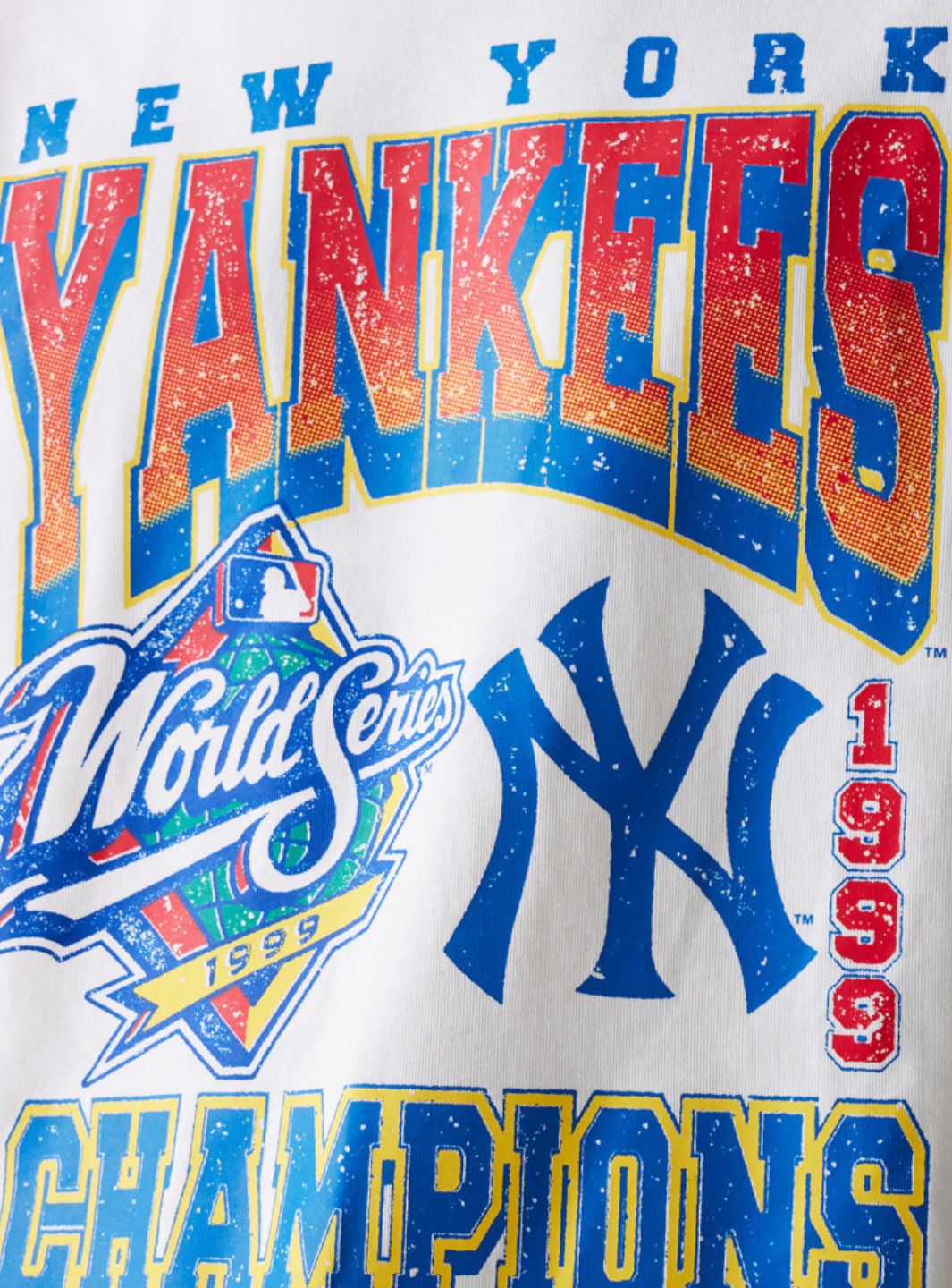 New Era New York Yankees MLB World Series White Oversized T-Shirt - 60667817 | ResellZone