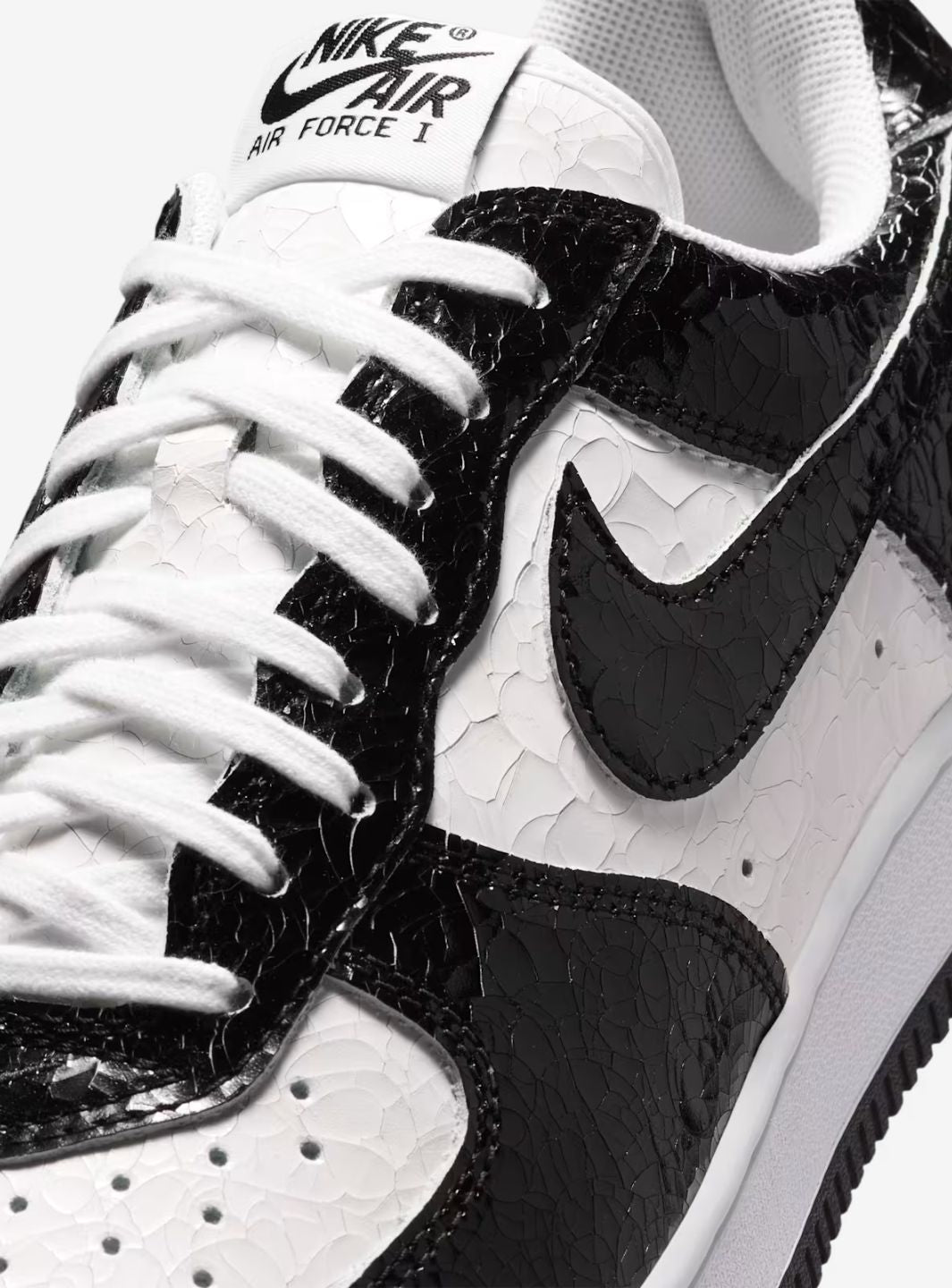 Nike Air Force 1 Low '01 Cracked Leather Black White - JA0248-001 | ResellZone