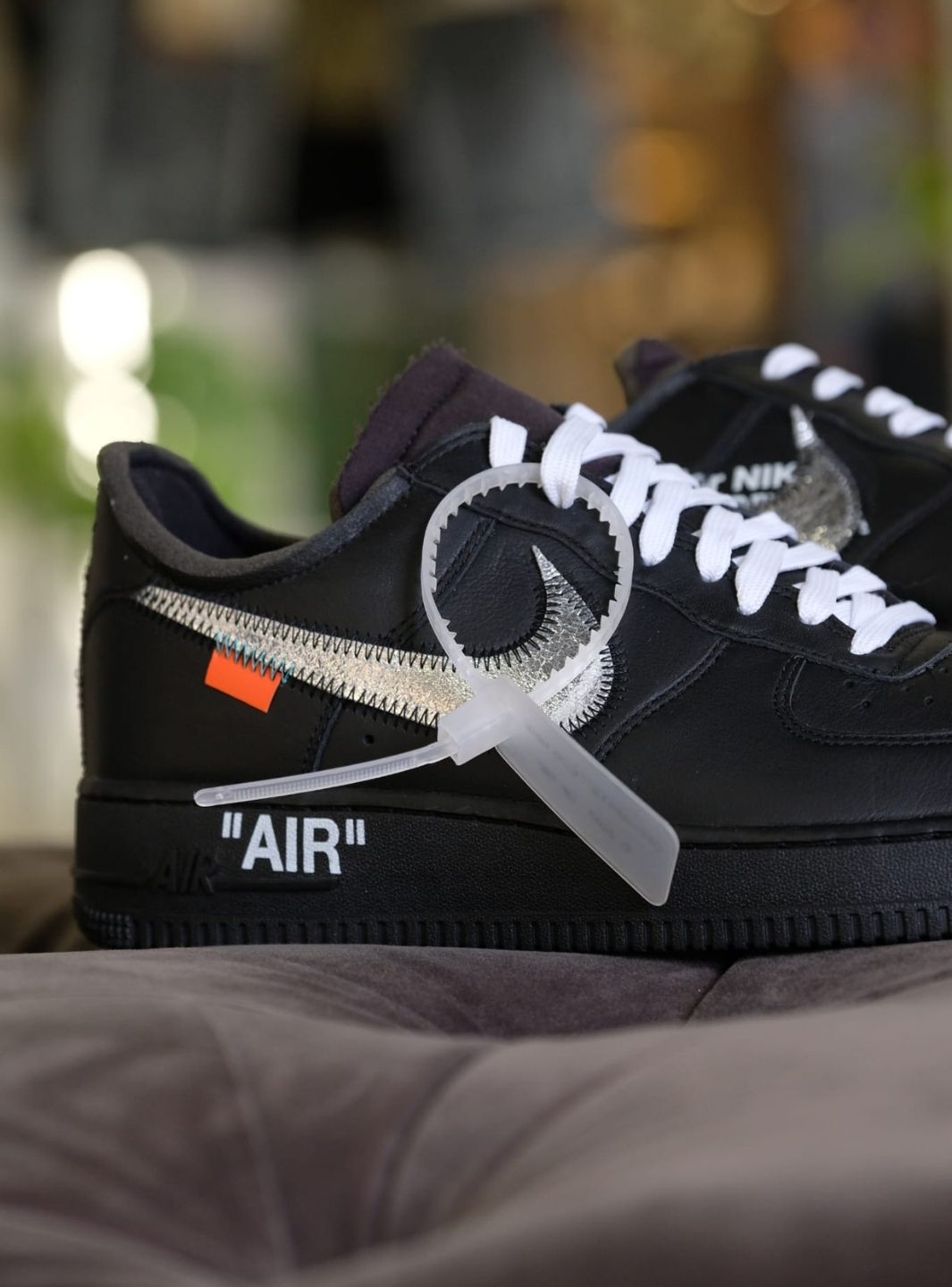 Nike Air Force 1 Low '07 Off-White MoMA (with Socks) - AV5210-001 | ResellZone