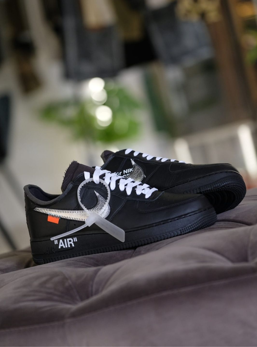 Nike Air Force 1 Low '07 Off-White MoMA (with Socks) - AV5210-001 | ResellZone