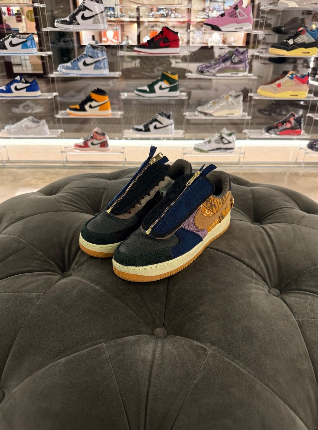 Nike Air Force 1 Low Travis Scott Cactus Jack - Sneakers Usate | ResellZone