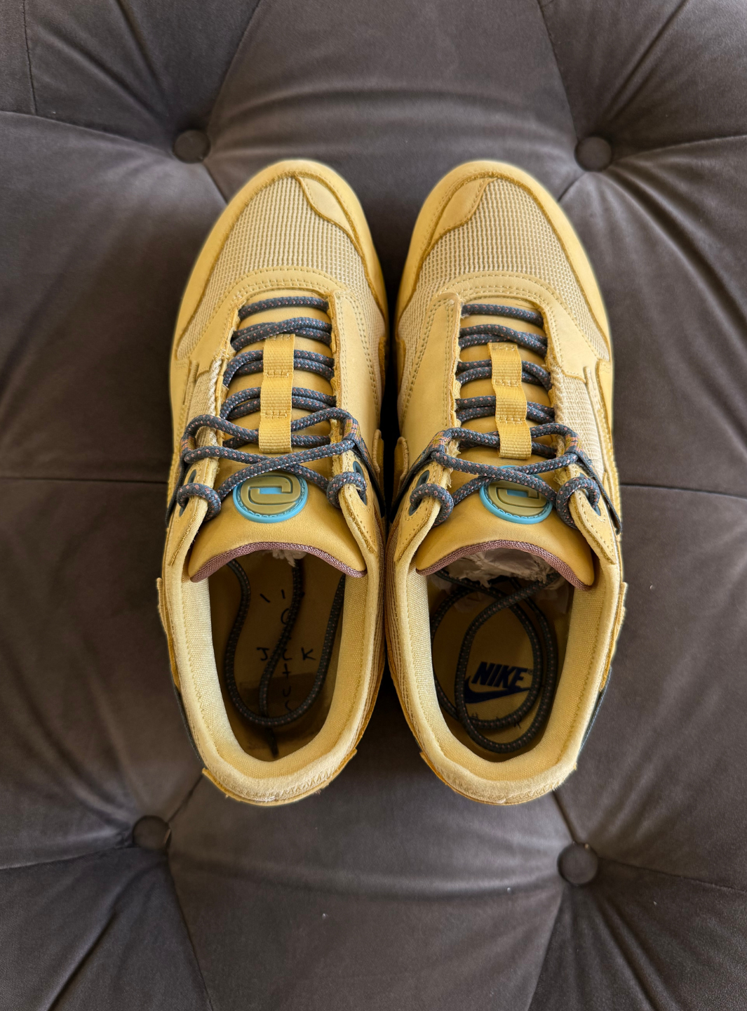 Nike Air Max 1 Travis Scott Cactus Jack Saturn Gold - Sneakers Usate | ResellZone