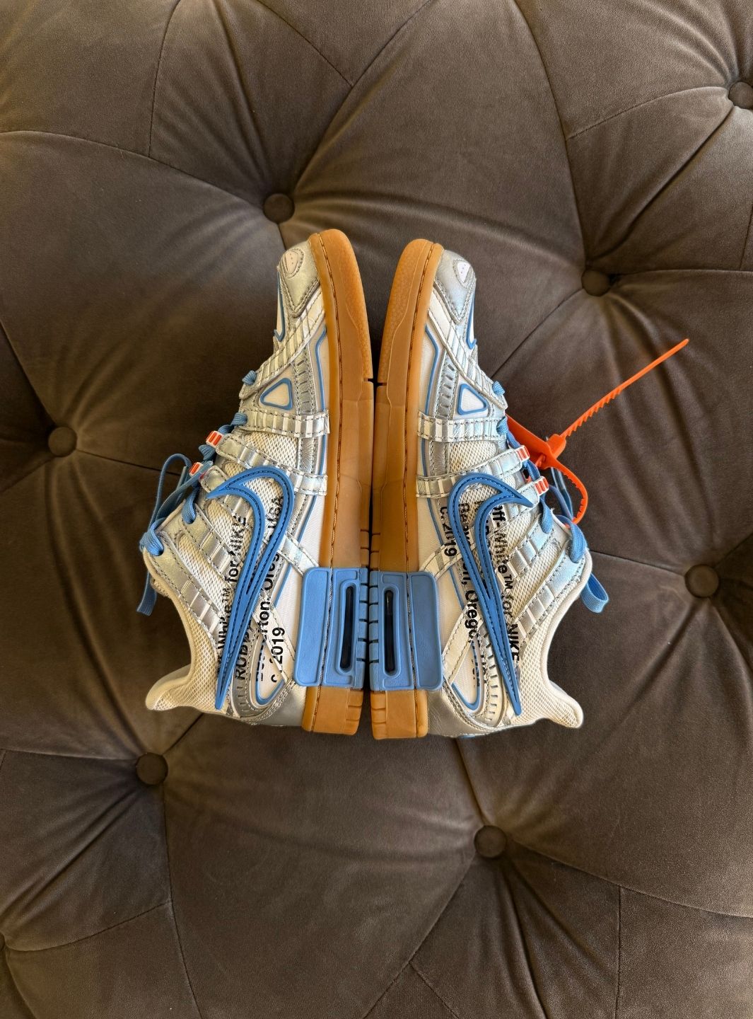 Nike Air Rubber Dunk Off-White UNC - Sneakers Usate | ResellZone