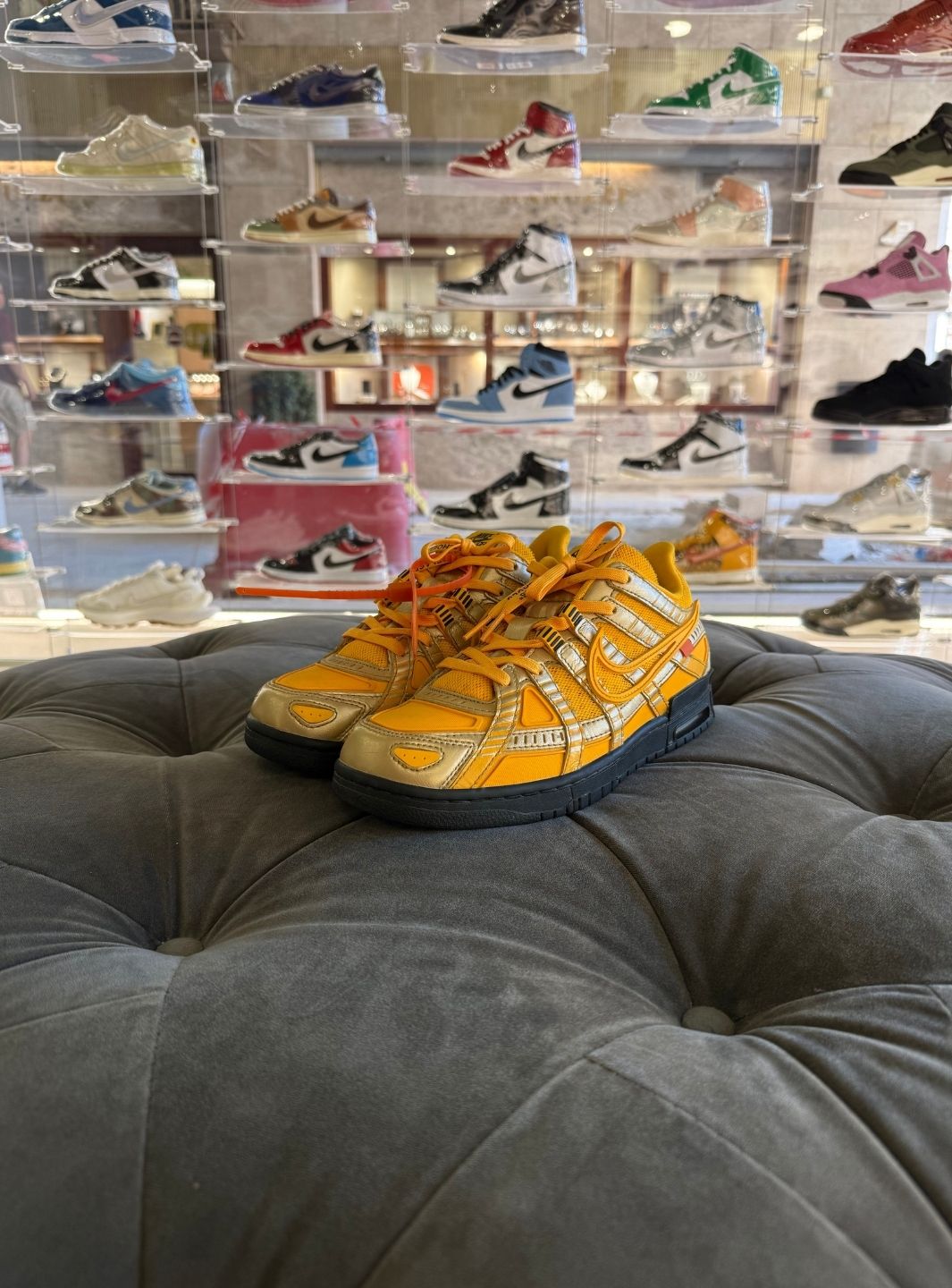 Nike Air Rubber Dunk Off-White University Gold - Sneakers Usate | ResellZone