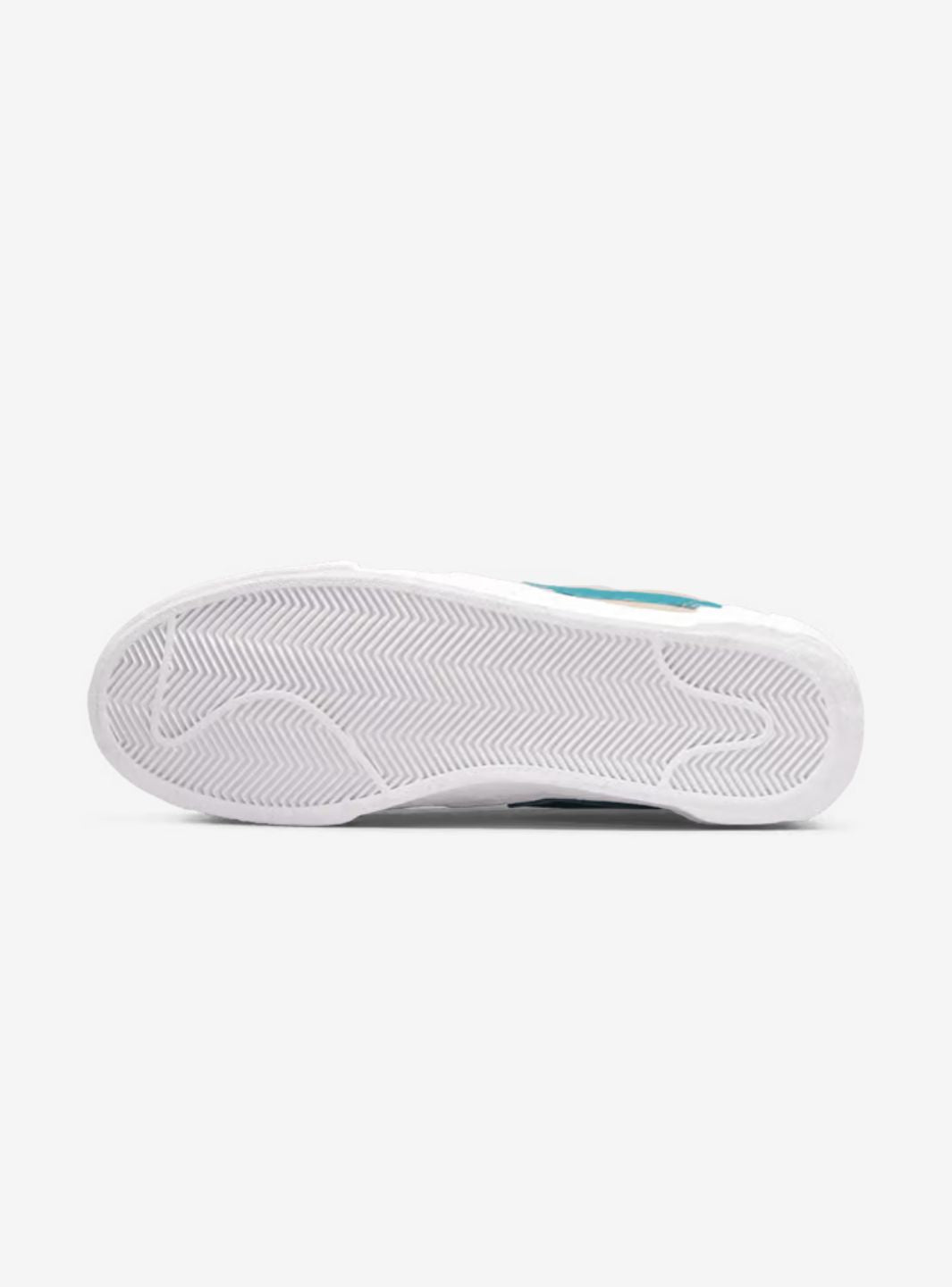 Nike Blazer Low Sacai KAWS Reed - DM7901-200 | ResellZone