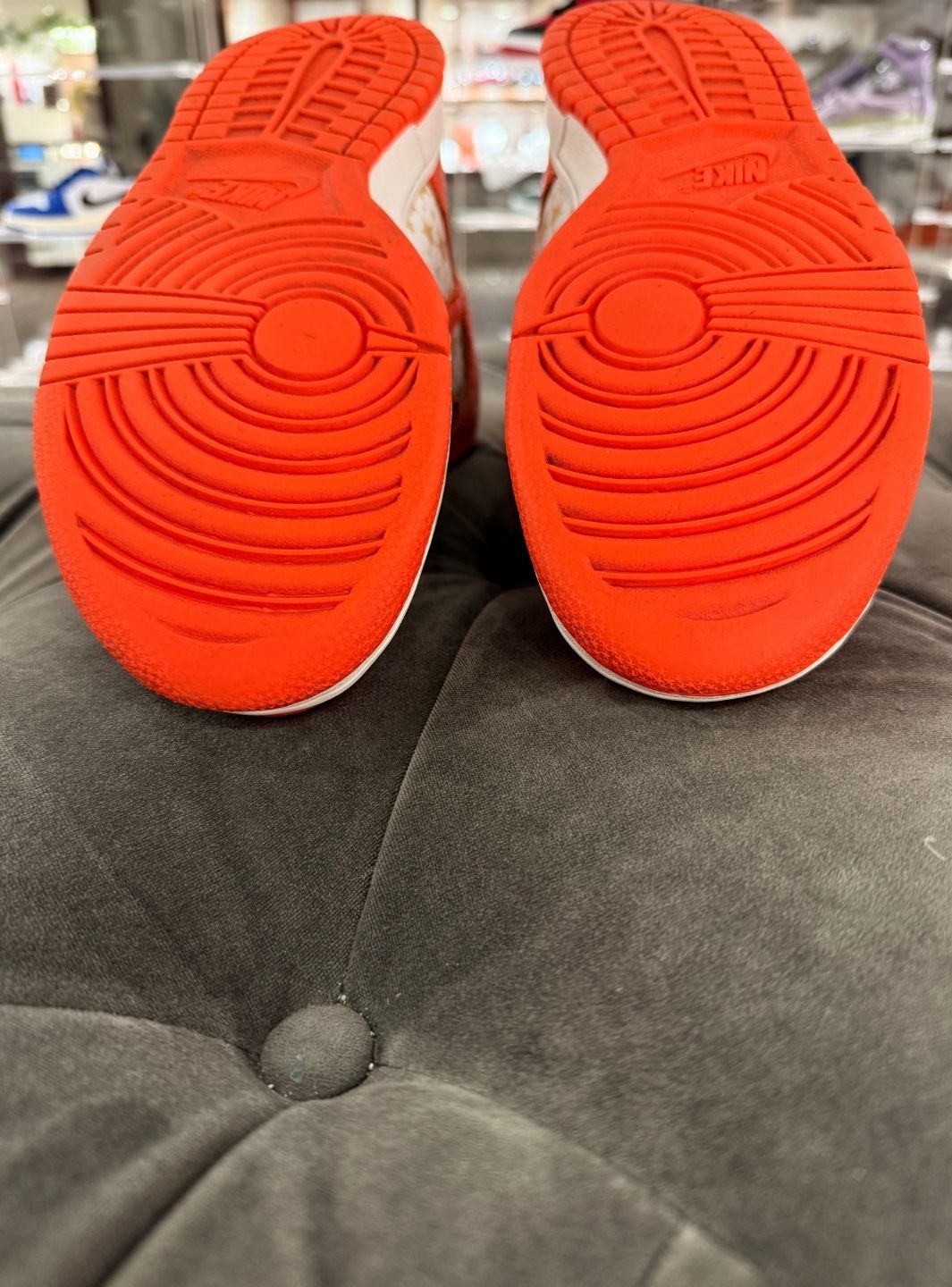 Nike Dunk High Pro SB Supreme Orange Stars - Sneakers Usate | ResellZone