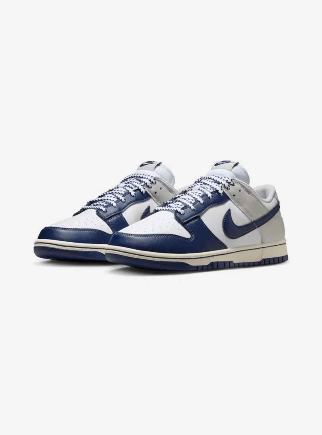 Nike Dunk Low New York Yankees - IM2222-101 | ResellZone