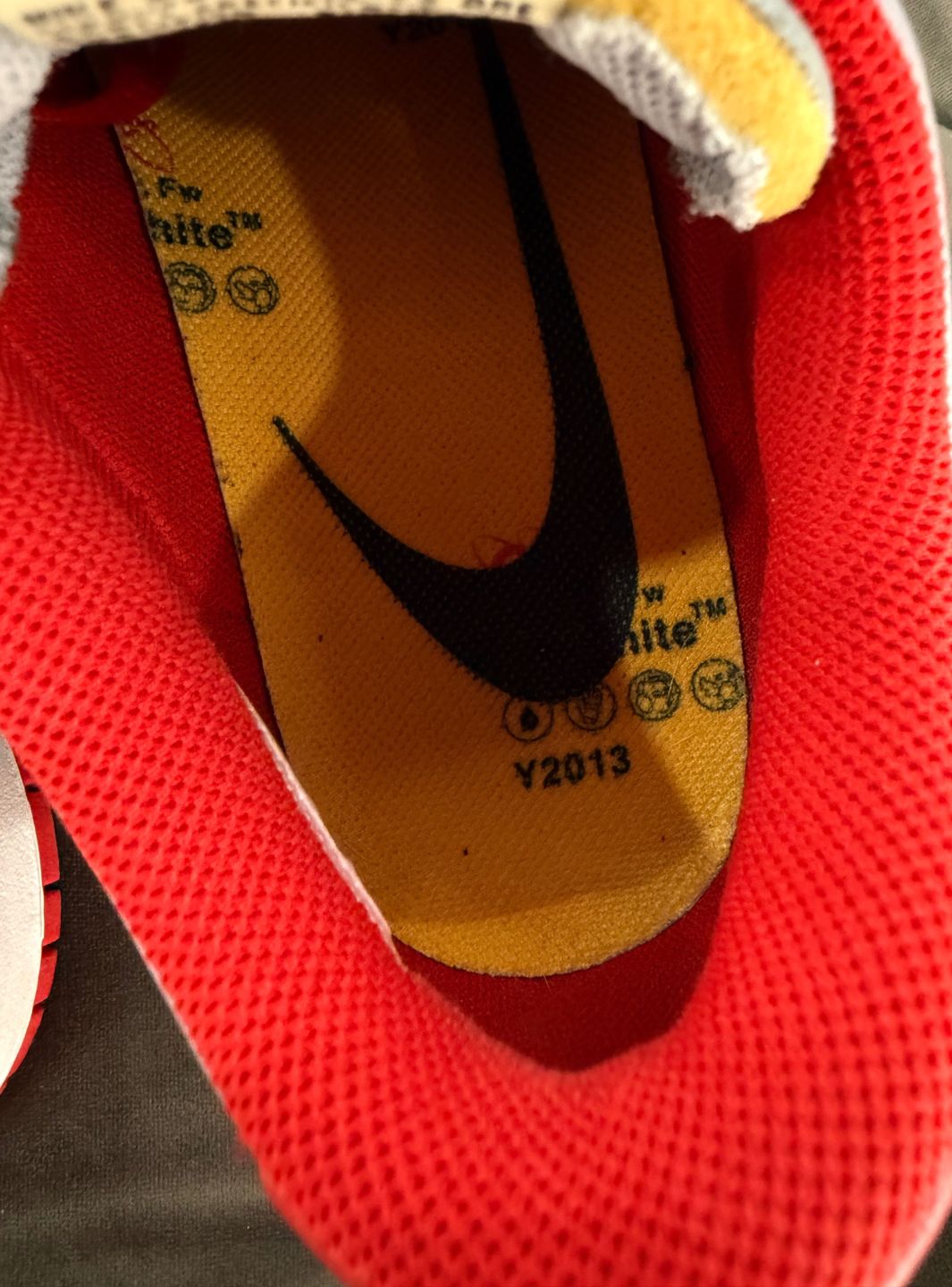 Nike Dunk Low Off-White University Red - Sneakers Usate | ResellZone