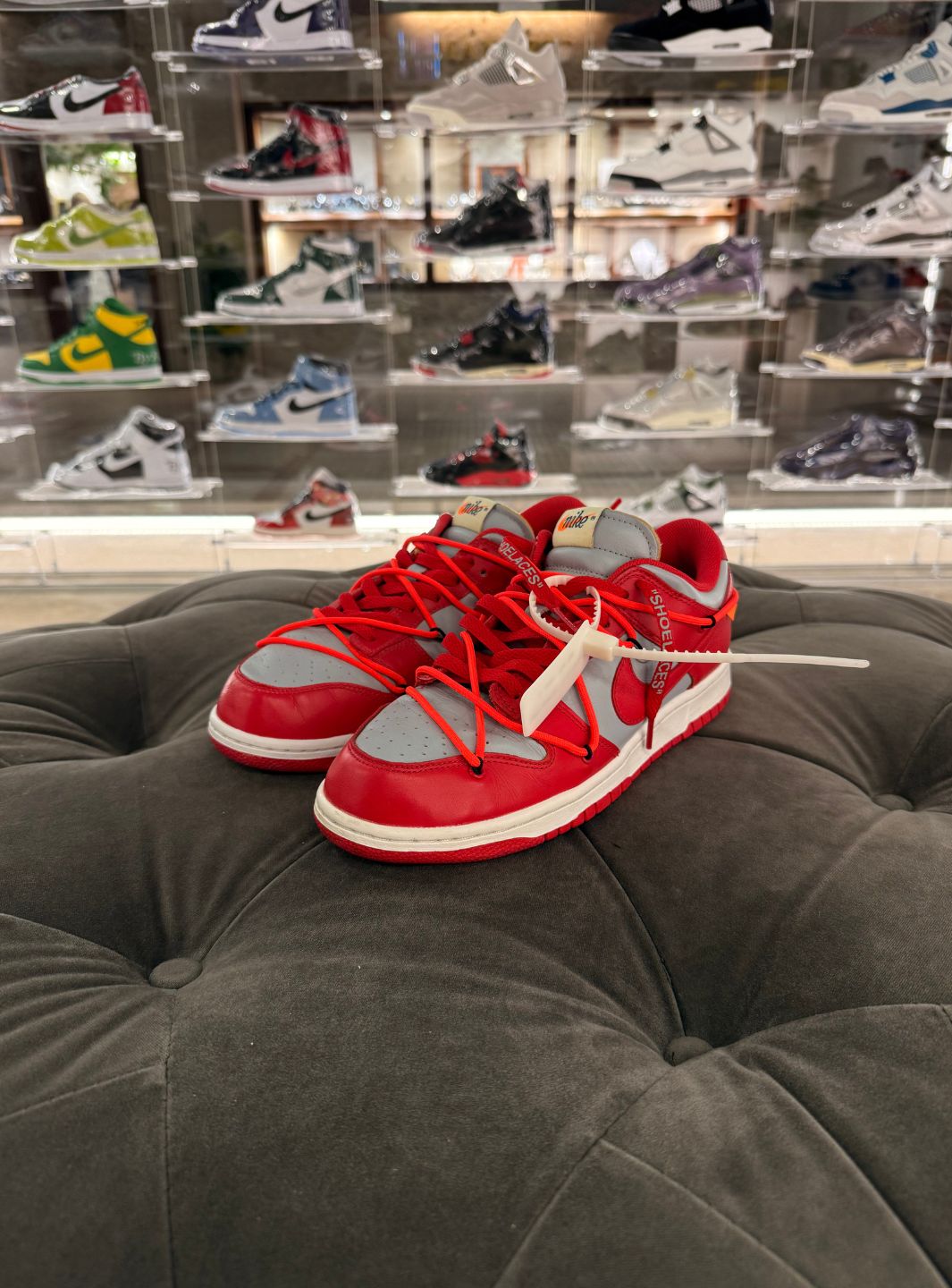 Nike Dunk Low Off-White University Red - Sneakers Usate | ResellZone