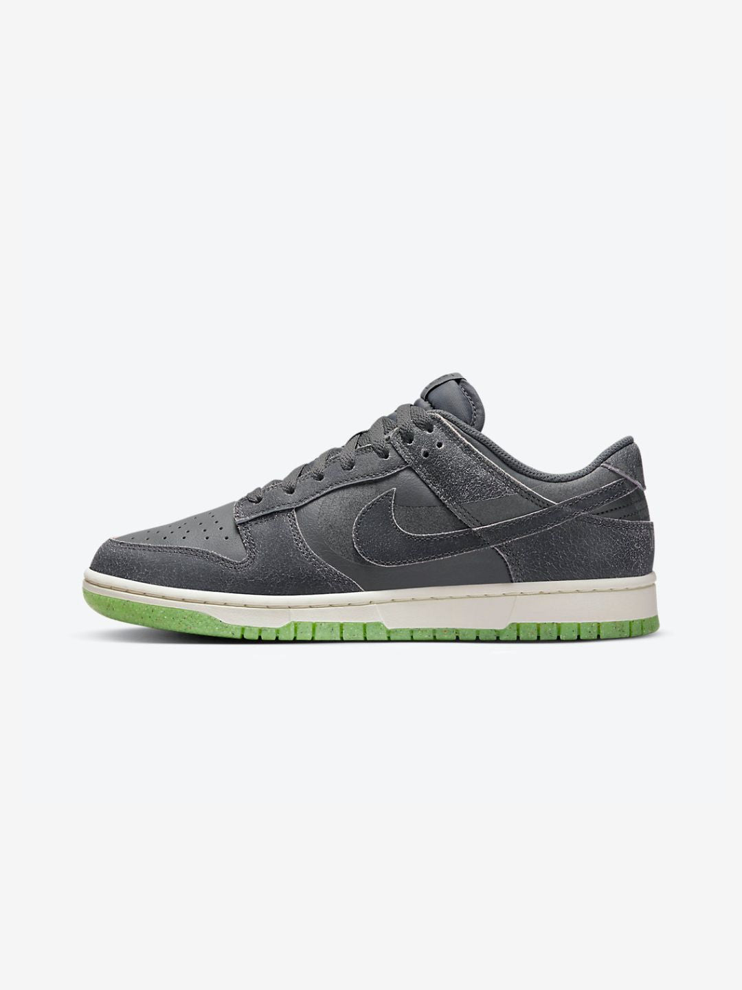 Nike Dunk Low Retro PRM Halloween (2022) - DQ7681-001 | ResellZone