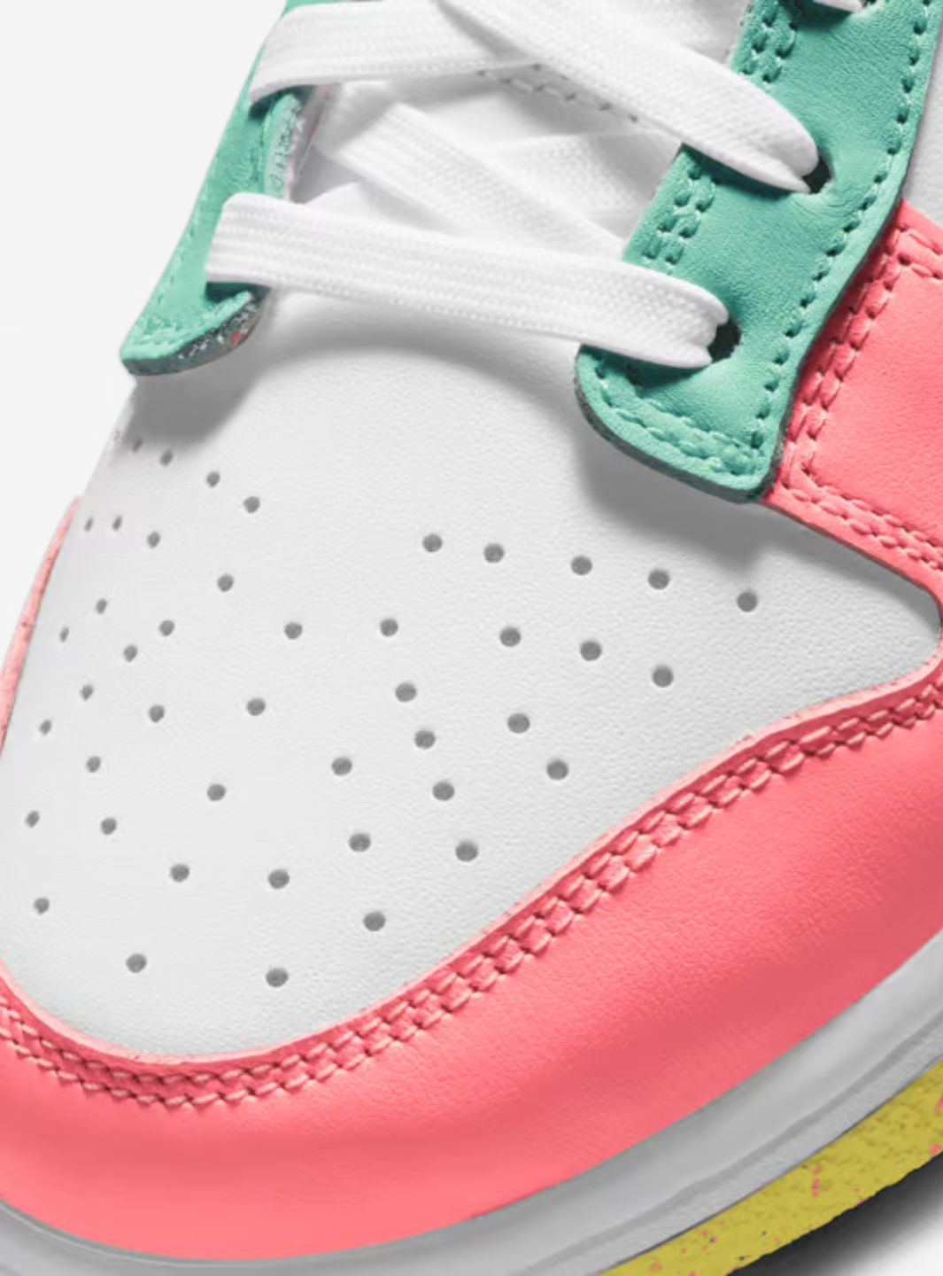 Nike Dunk Low SE Easter Candy - DD1872-100 | ResellZone