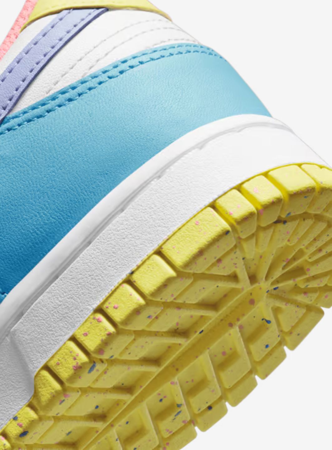 Nike Dunk Low SE Easter Candy - DD1872-100 | ResellZone