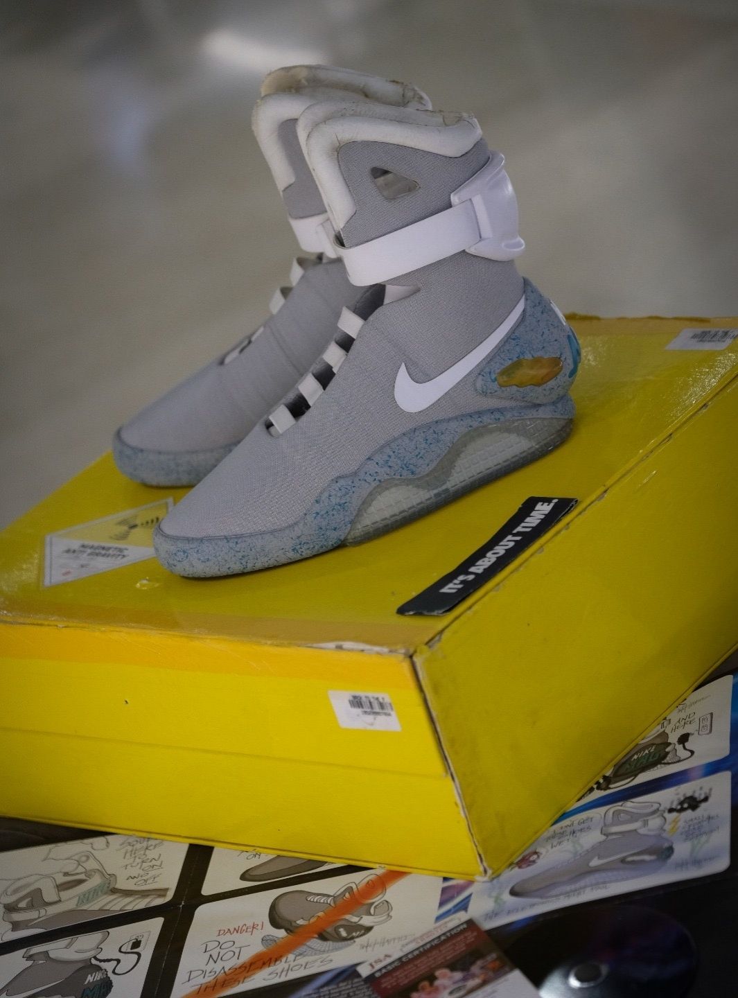 Nike MAG Back to the Future (2011) - 417744-001 | ResellZone