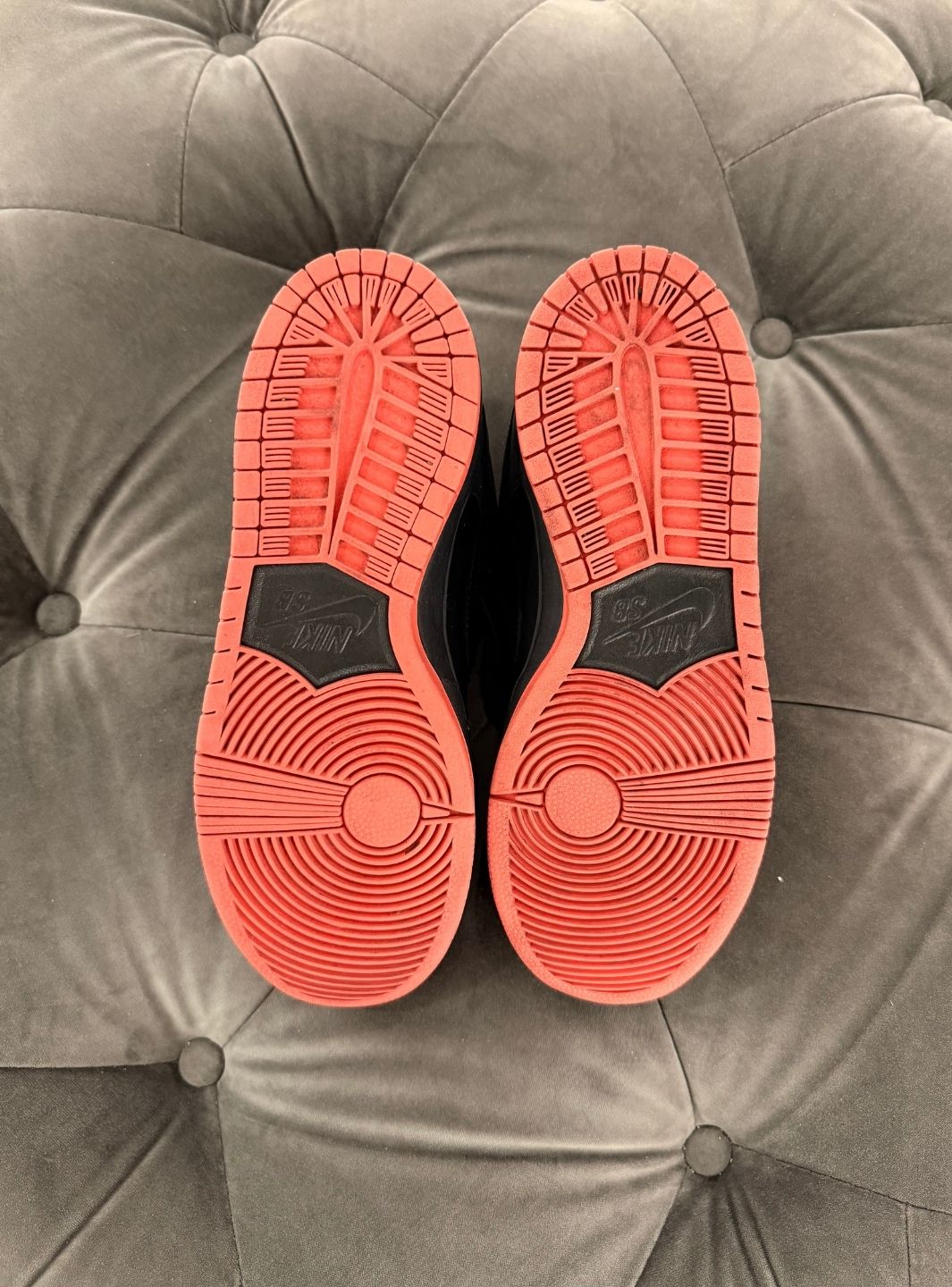 Nike SB Dunk Low Black Pigeon Signed Jeff Staple - Sneakers Usate | ResellZone