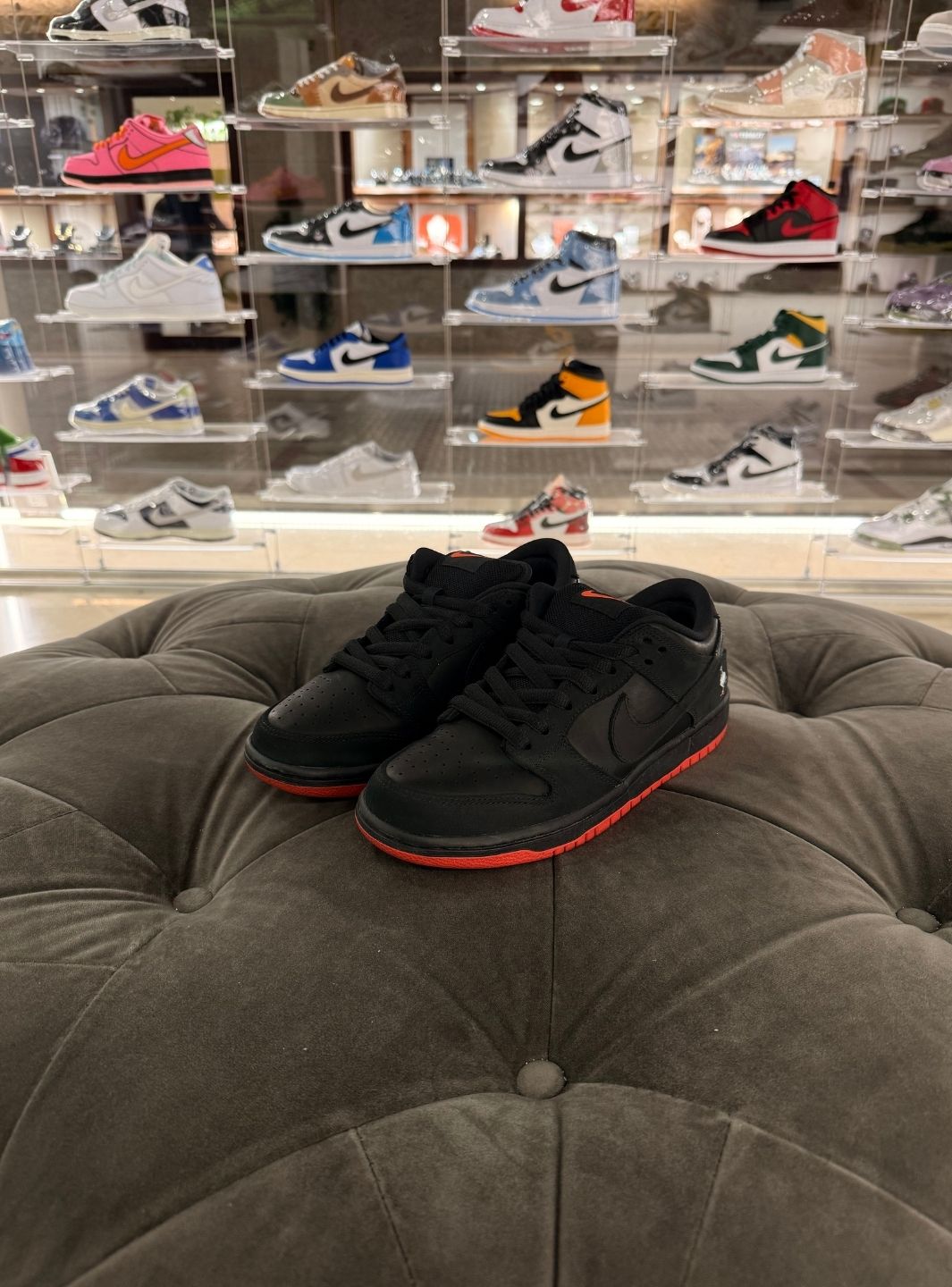Nike SB Dunk Low Black Pigeon - Sneakers Usate | ResellZone