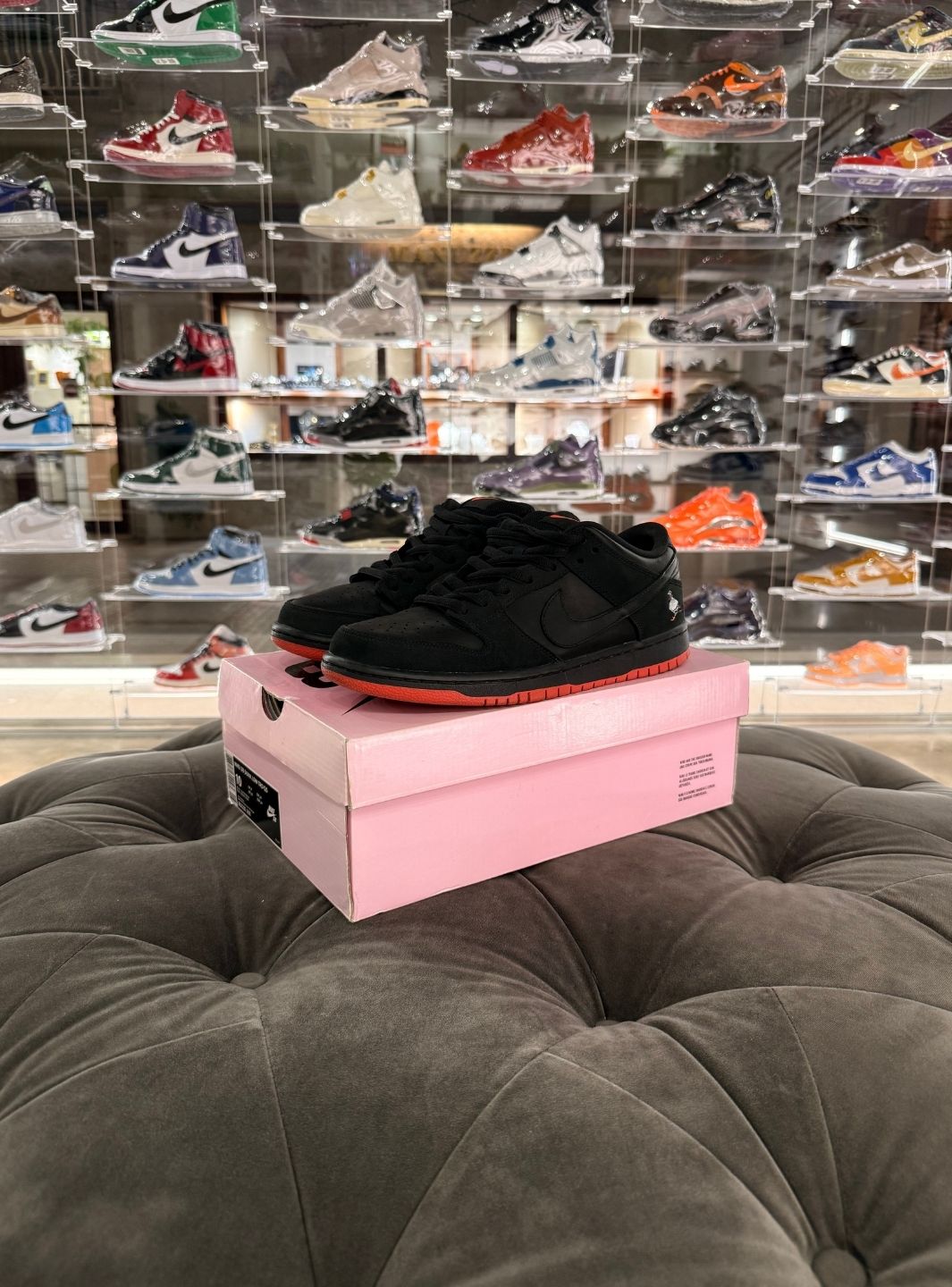 Nike SB Dunk Low Black Pigeon - Sneakers Usate | ResellZone