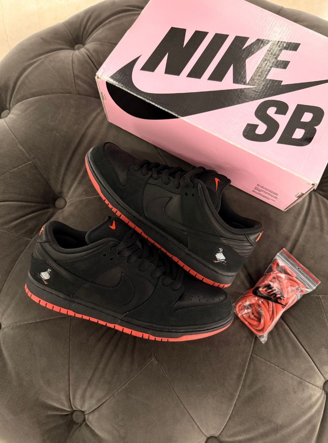 Nike SB Dunk Low Black Pigeon - Sneakers Usate | ResellZone
