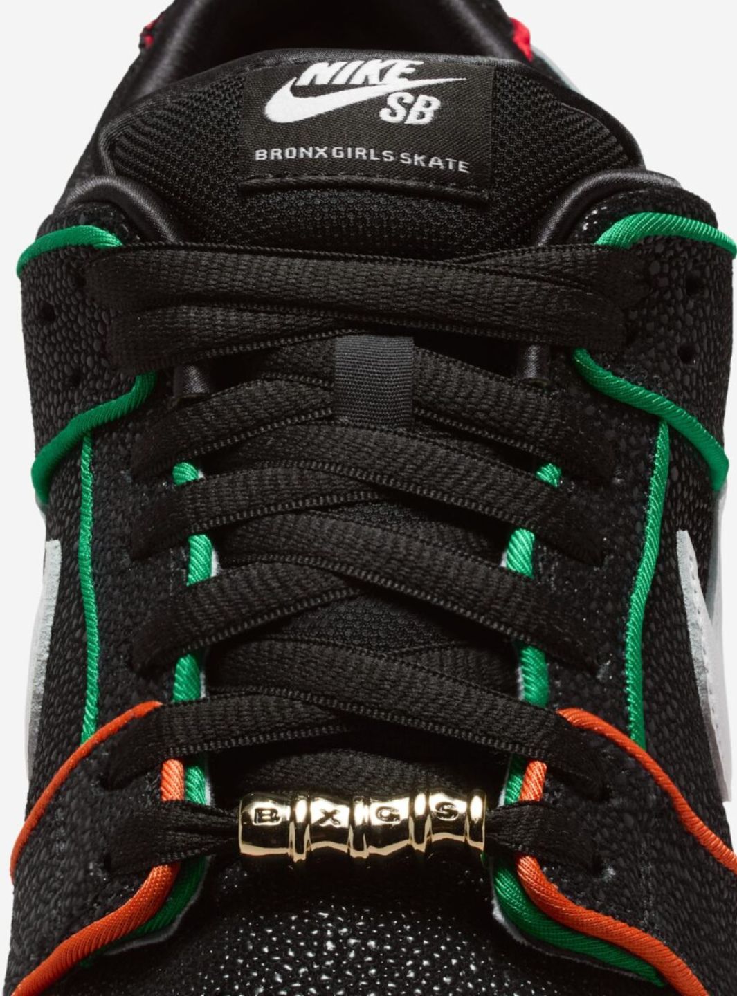 Nike SB Dunk Low Bronx Girls Skate - HV1664-001 | ResellZone