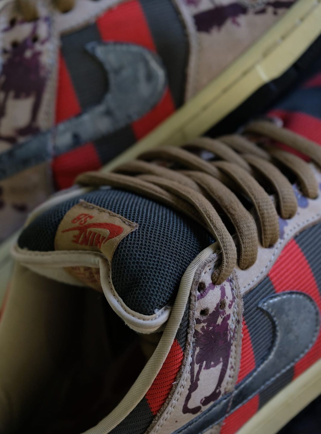 Nike SB Dunk Low Freddy Krueger - 313170-202 | ResellZone