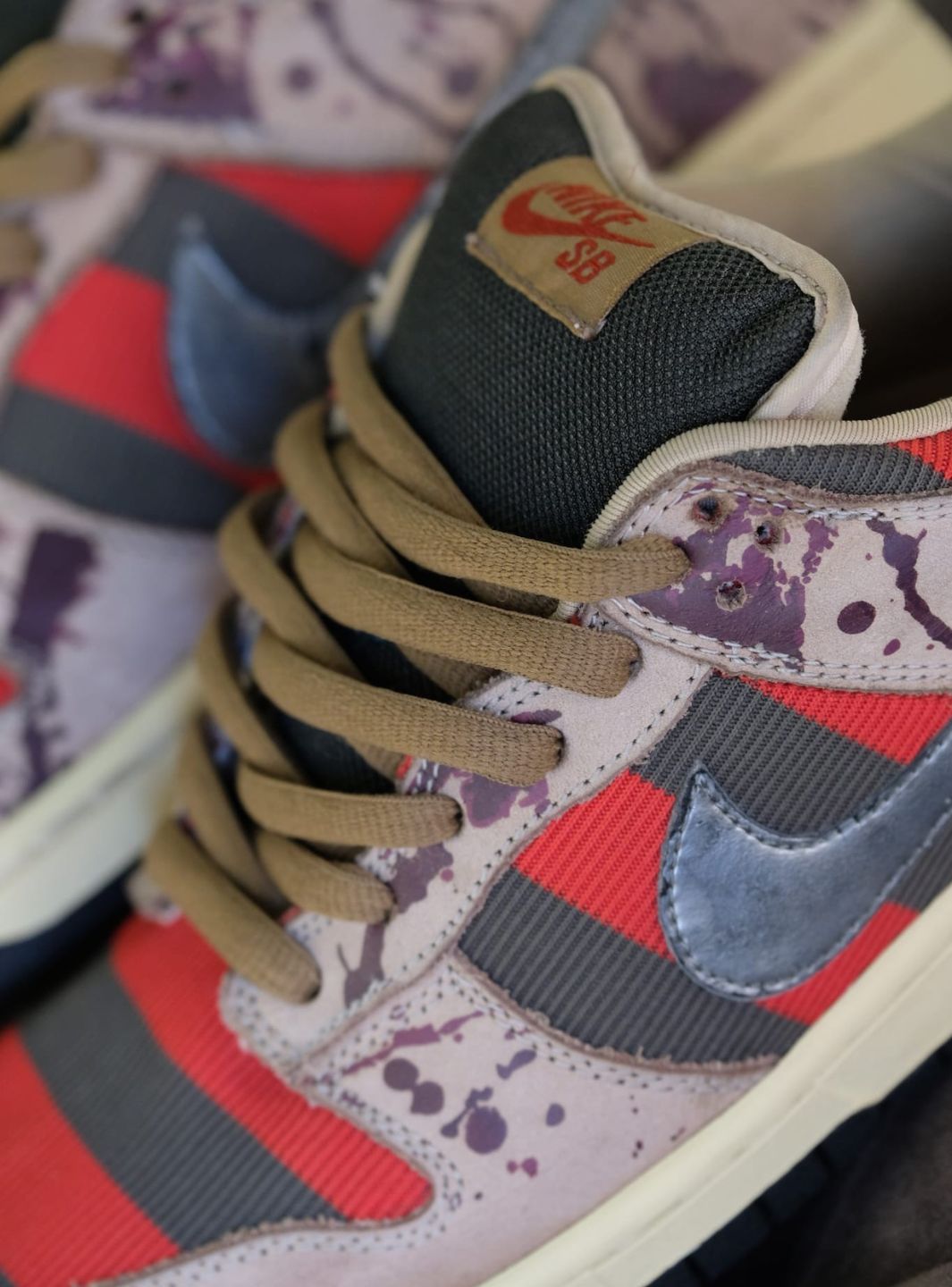 Nike SB Dunk Low Freddy Krueger - 313170-202 | ResellZone