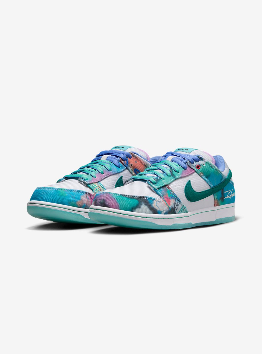Nike SB Dunk Low Futura Laboratories Bleached Aqua - HF6061-400 | ResellZone