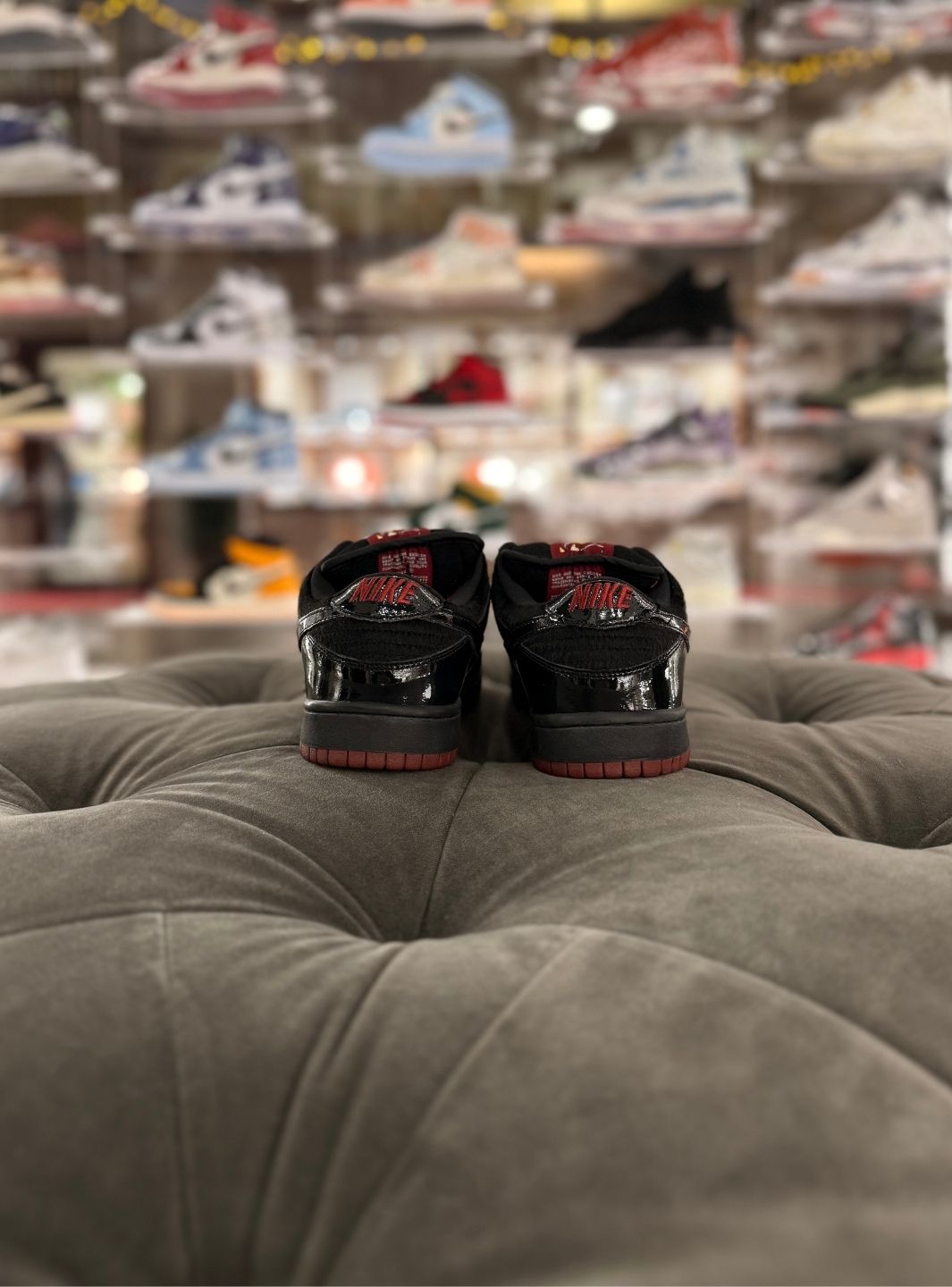 Nike SB Dunk Low Mafia - Sneakers Usate | ResellZone