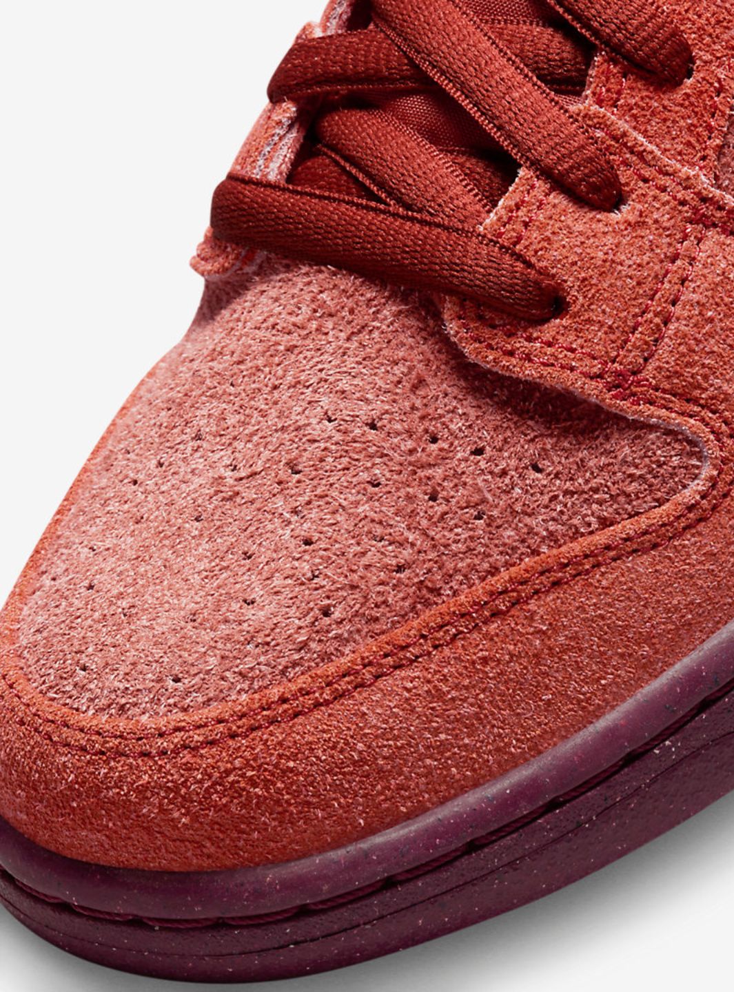 Nike SB Dunk Low Mystic Red Rosewood - DV5429-601 | ResellZone