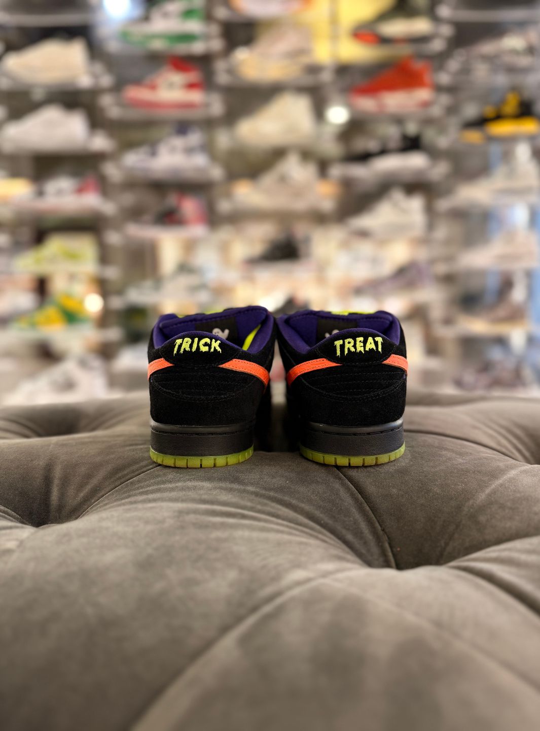 Nike SB Dunk Low Night of Mischief Halloween - Sneakers Usate | ResellZone