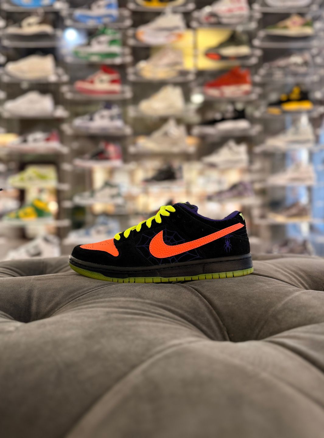 Nike SB Dunk Low Night of Mischief Halloween - Sneakers Usate | ResellZone