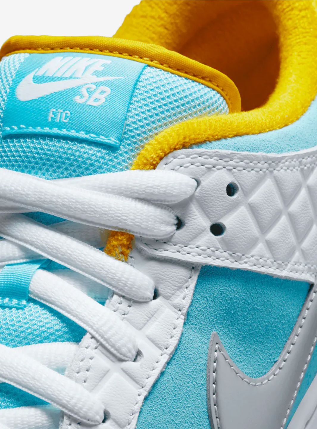 Nike SB Dunk Low Pro FTC Lagoon Pulse (Regular Box) - DH7687-400 | ResellZone