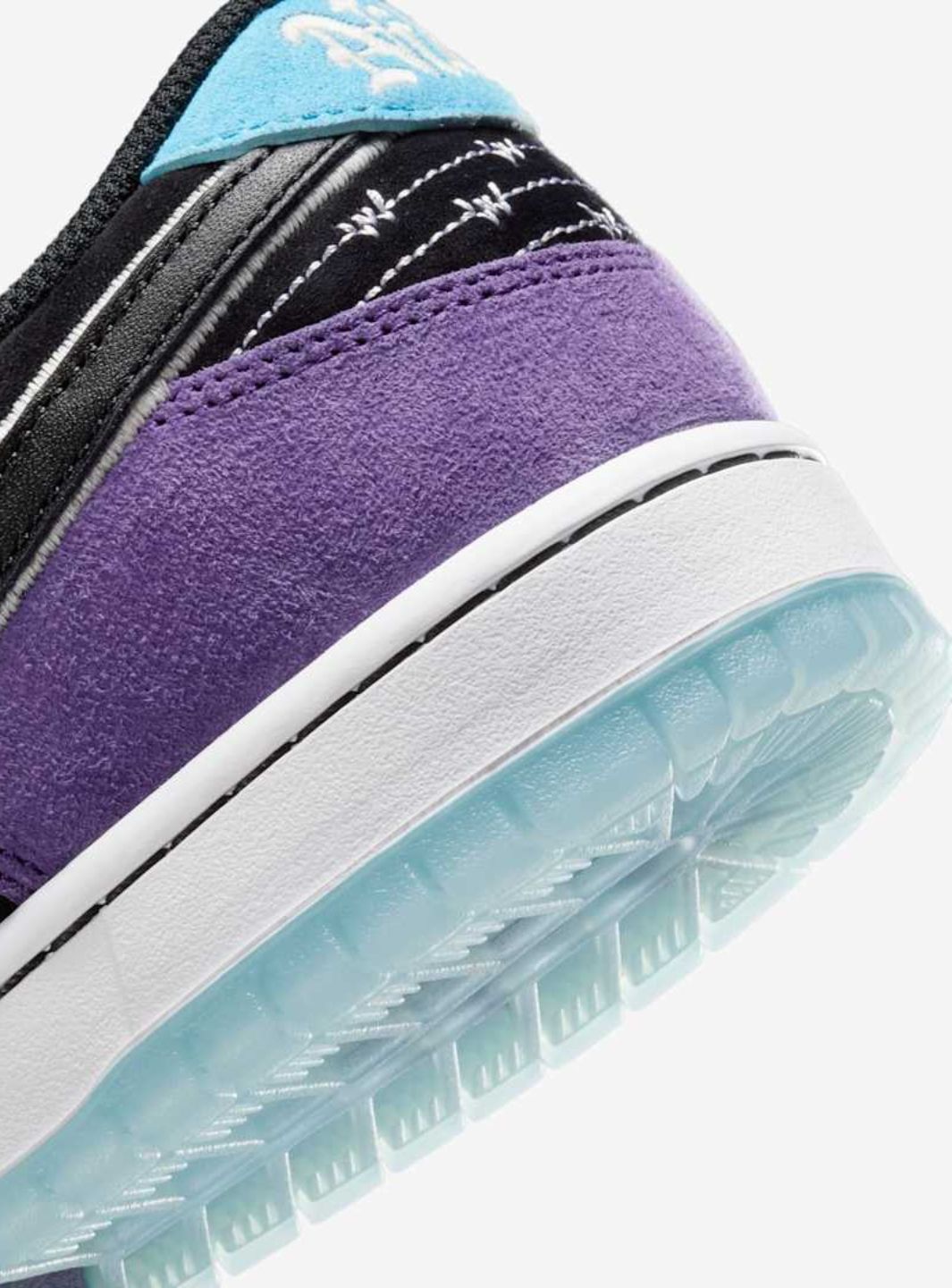 Nike SB Dunk Low Pro Hayley Wilson Black Court Purple - HJ0513-500 | ResellZone