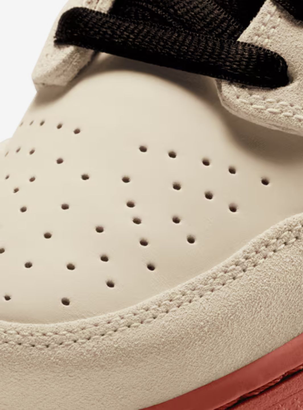 Nike SB Dunk Low Pro Hennessy - BQ6817-100 | ResellZone