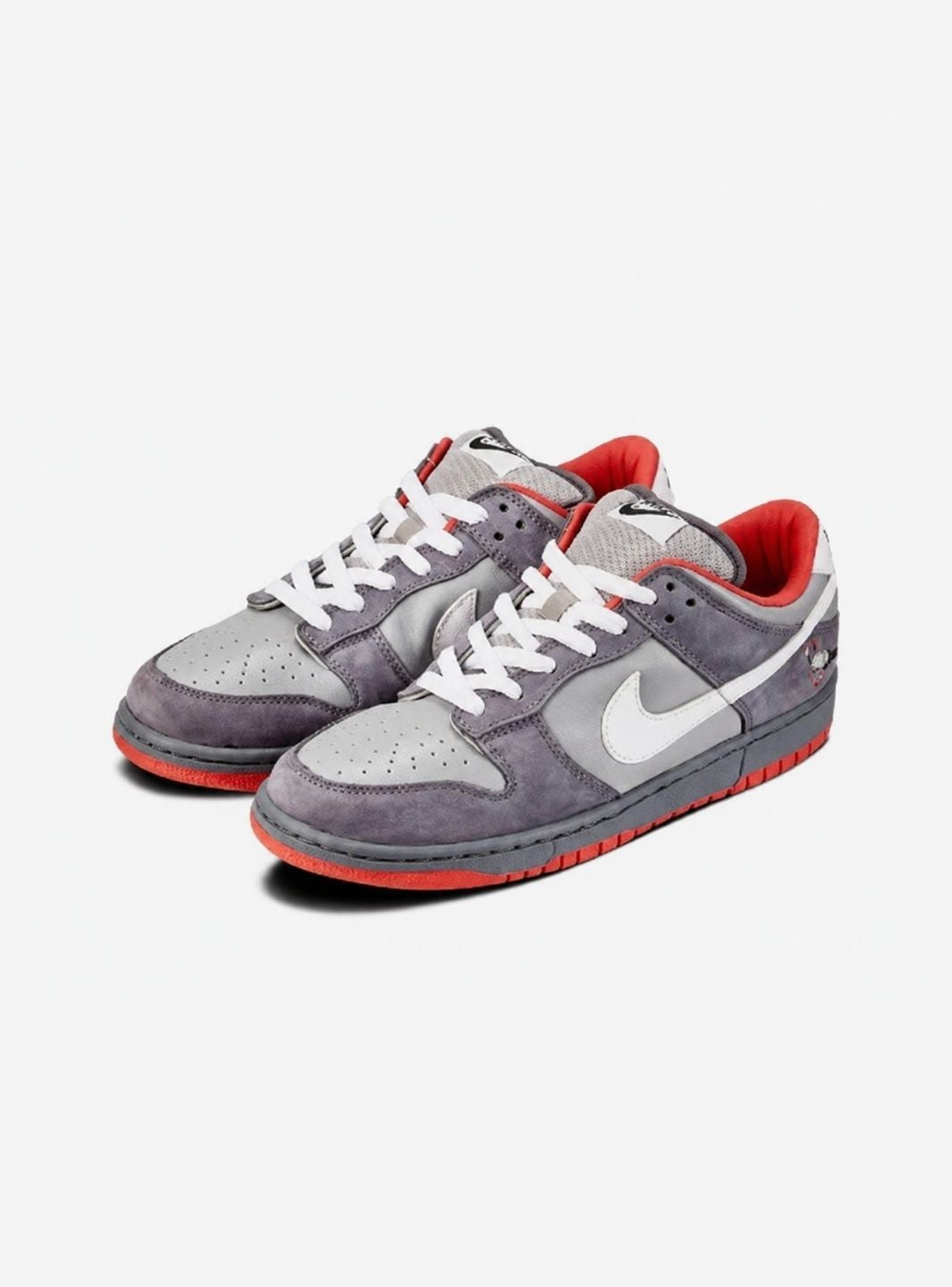 Nike SB Dunk Low Staple NYC Pigeon - 304292-011 | ResellZone