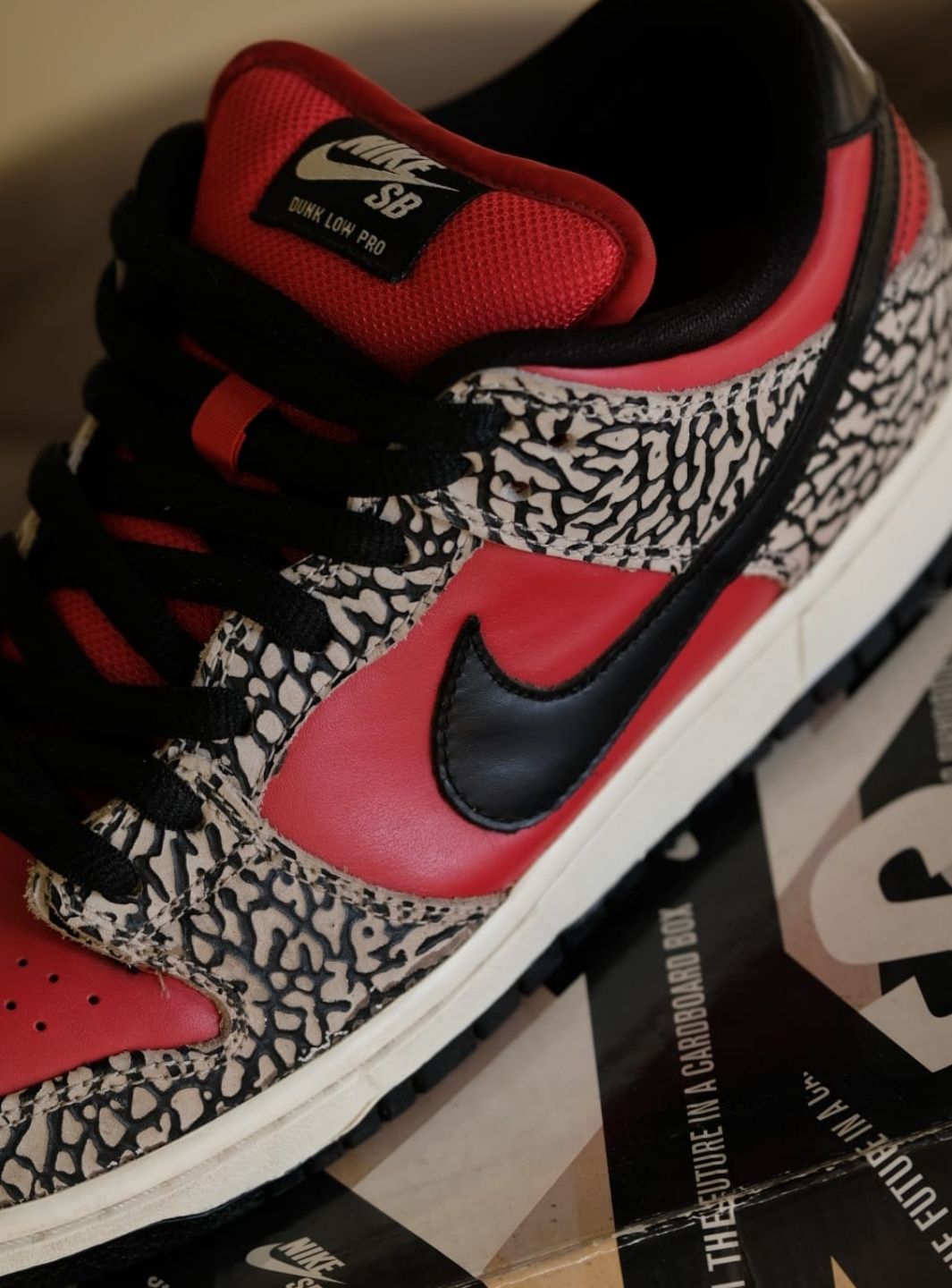 Nike SB Dunk Low Supreme Red Cement (2012) - 313170-600 | ResellZone