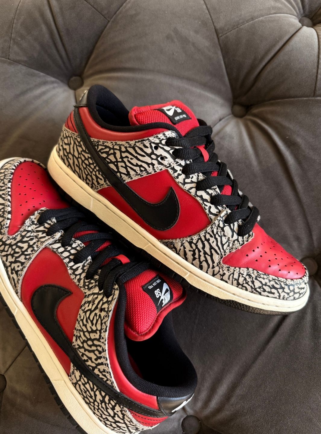 Nike SB Dunk Low Supreme Red Cement (2012) - Sneakers Usate | ResellZone
