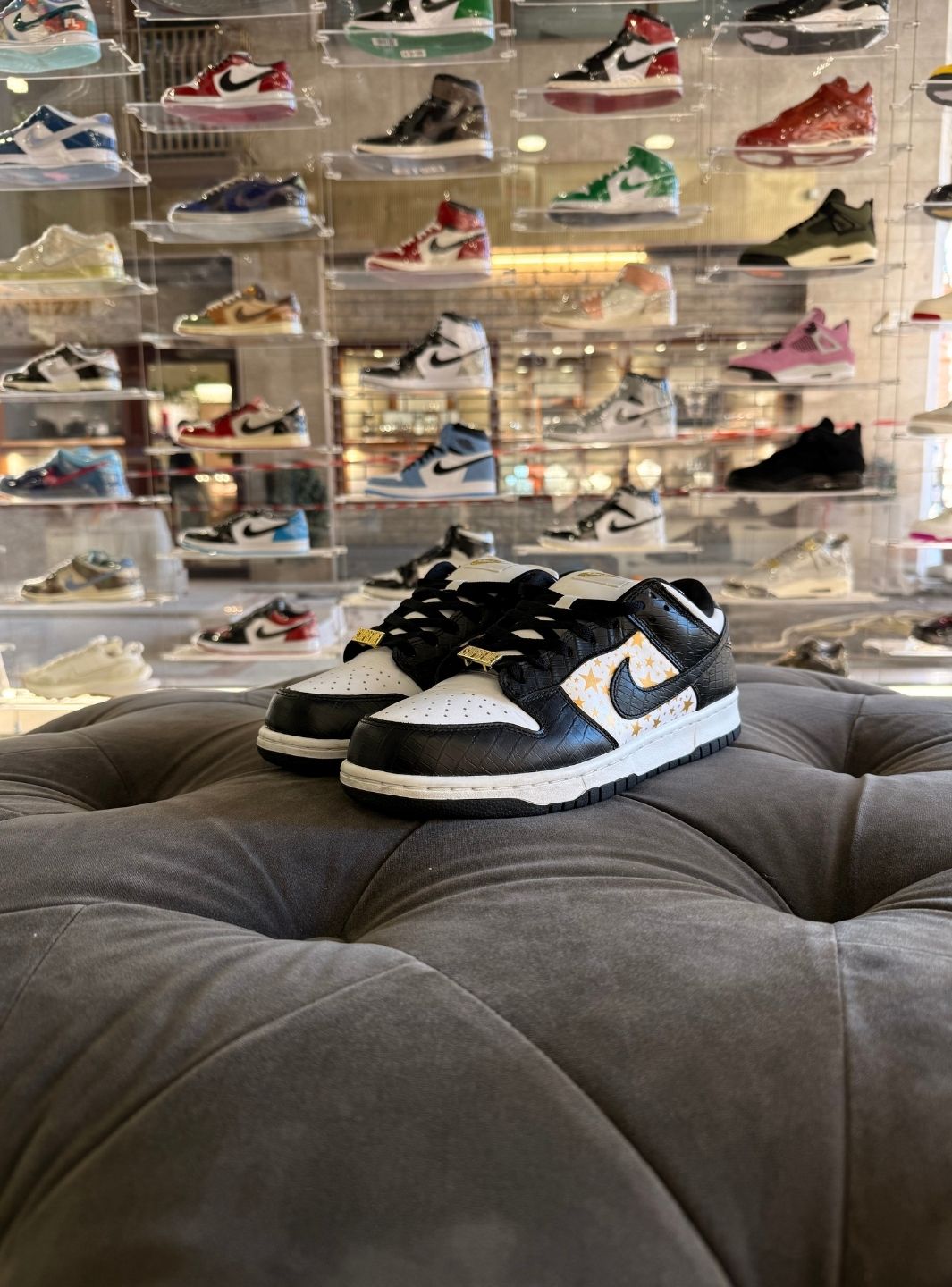 Nike SB Dunk Low Supreme Stars Black (2021) - Sneakers Usate | ResellZone