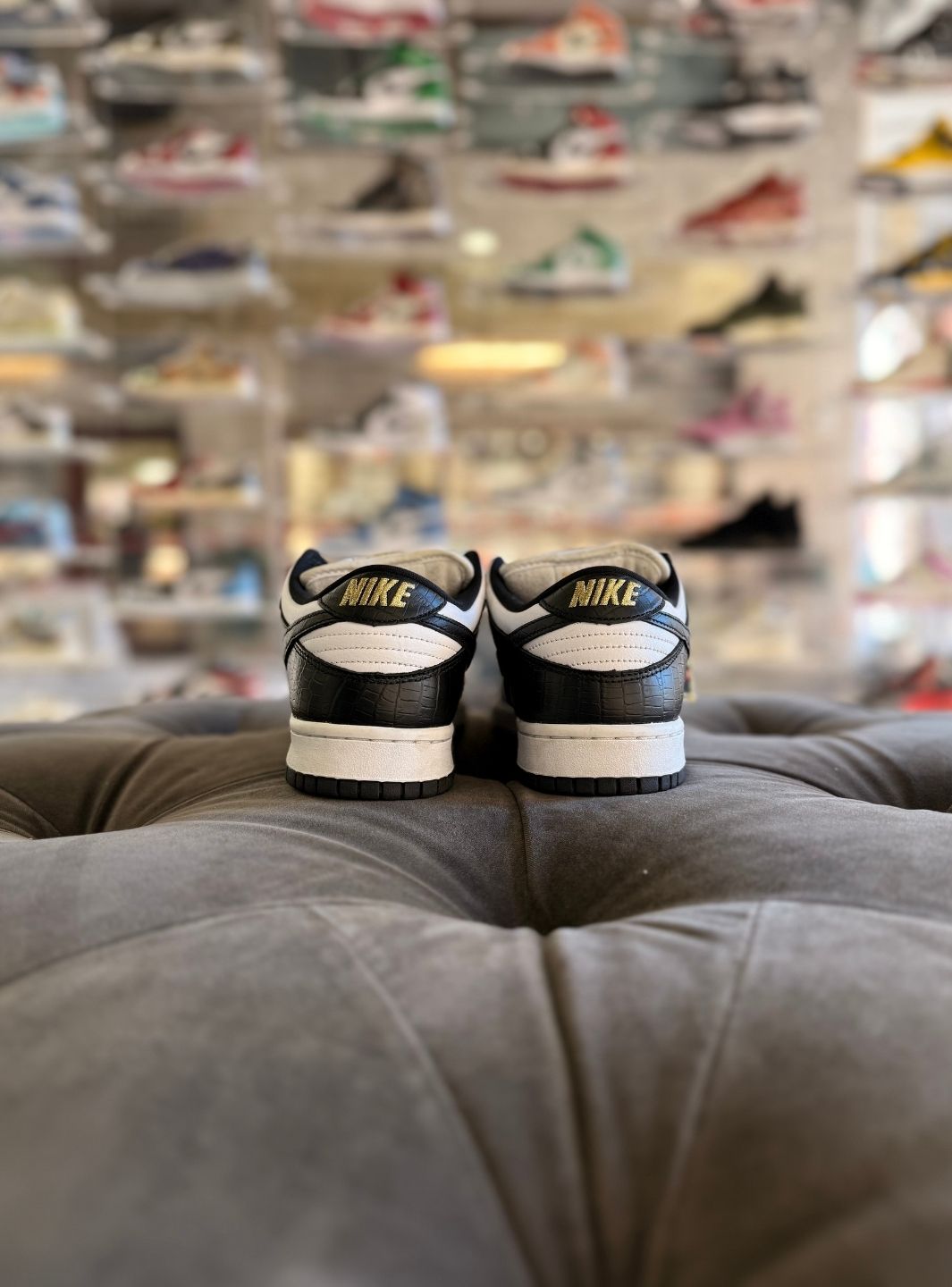 Nike SB Dunk Low Supreme Stars Black (2021) - Sneakers Usate | ResellZone