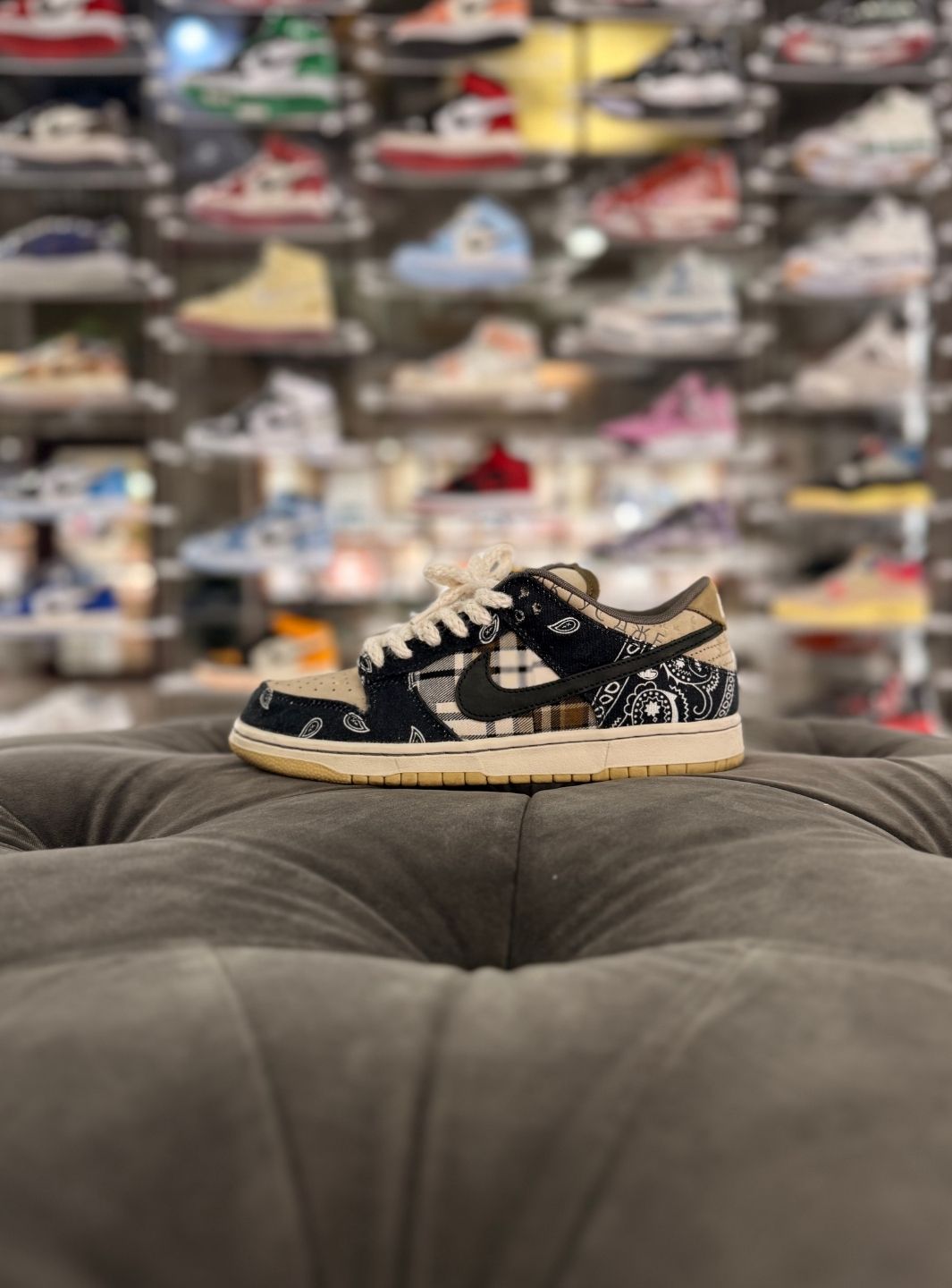 Nike SB Dunk Low Travis Scott - Sneakers Usate | ResellZone