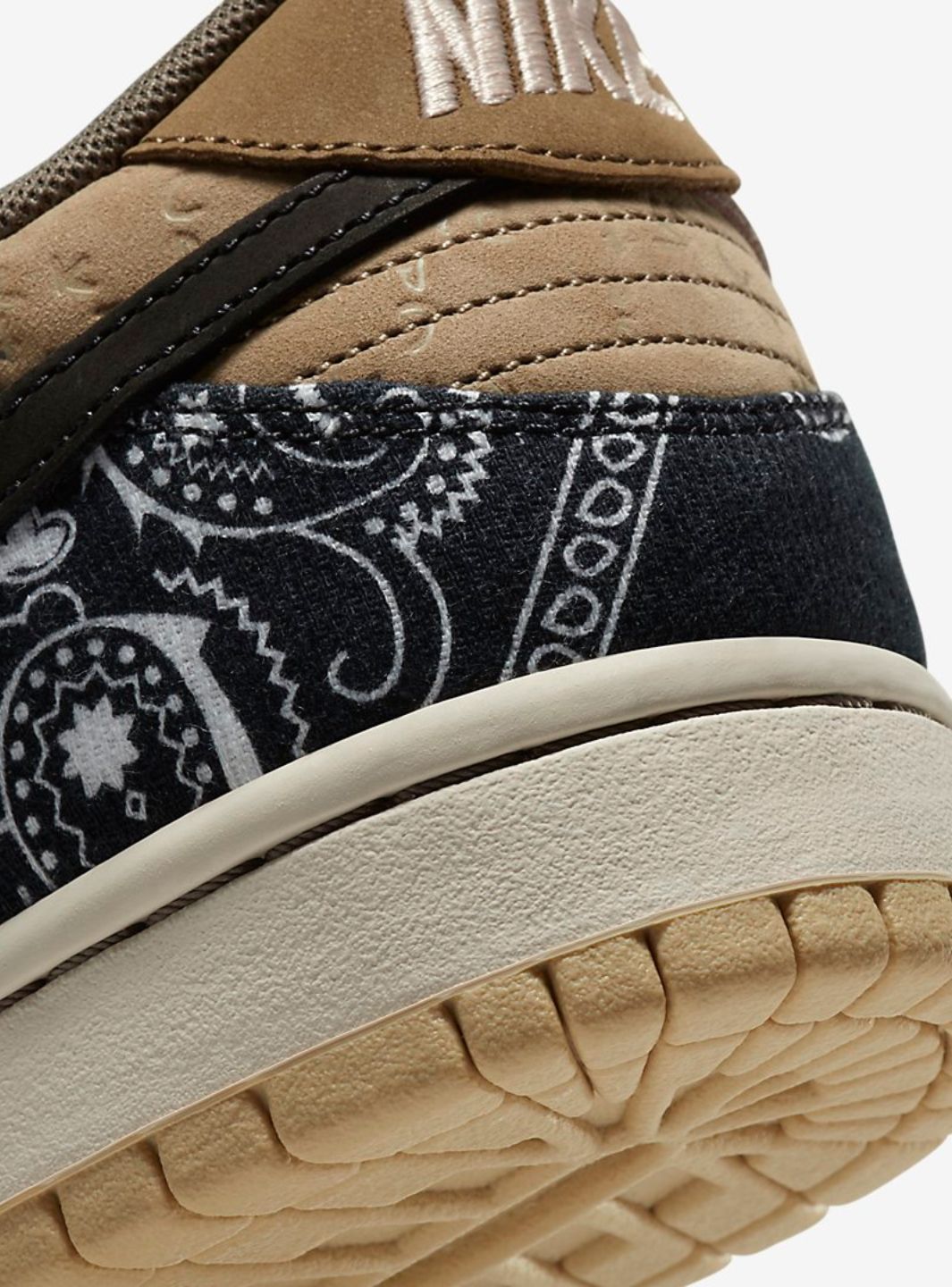 Nike SB Dunk Low Travis Scott (Special Box) - CT5053-001 | ResellZone