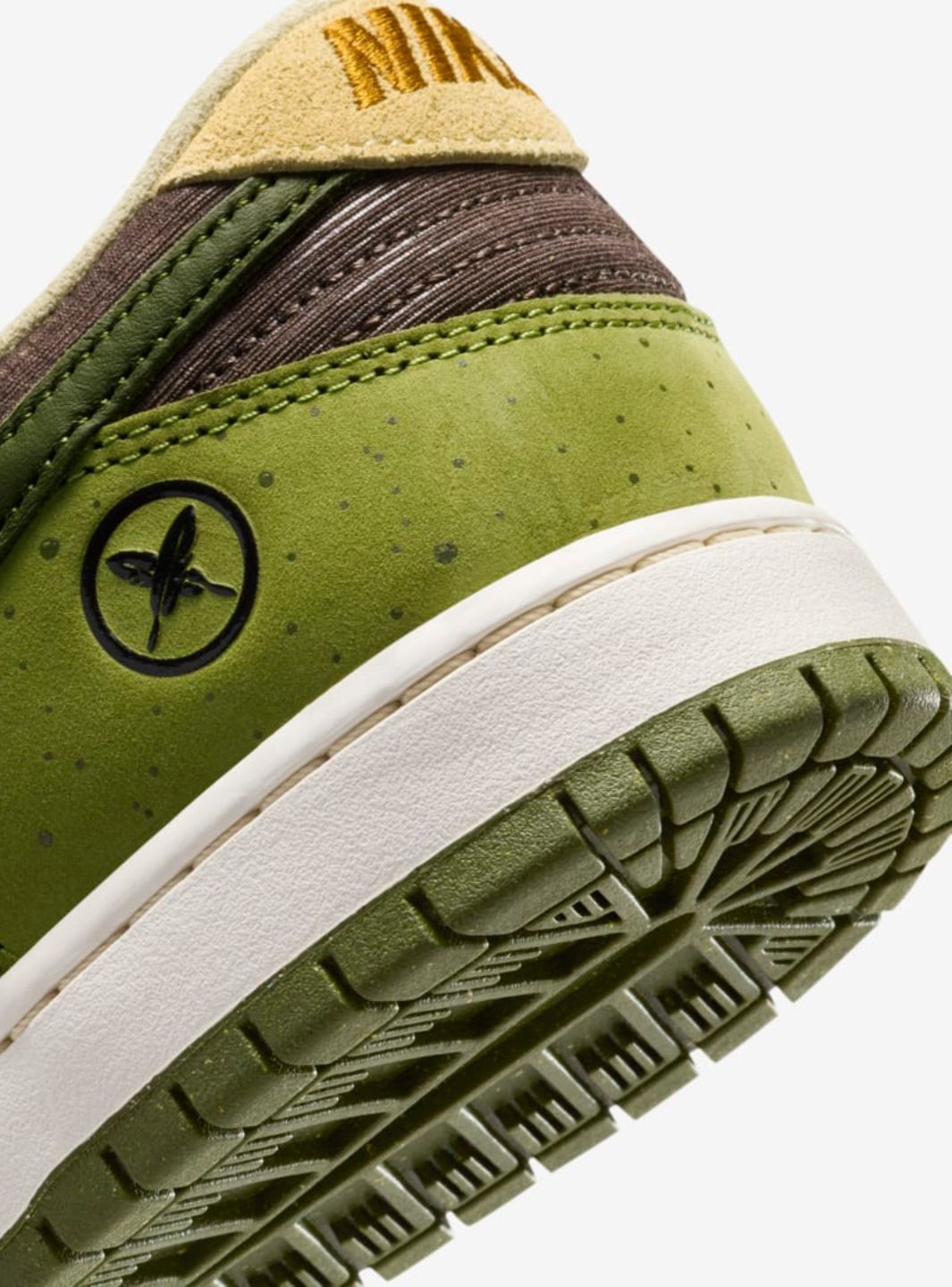 Nike SB Dunk Low Yuto Horigome Matcha - HF8022-300 | ResellZone