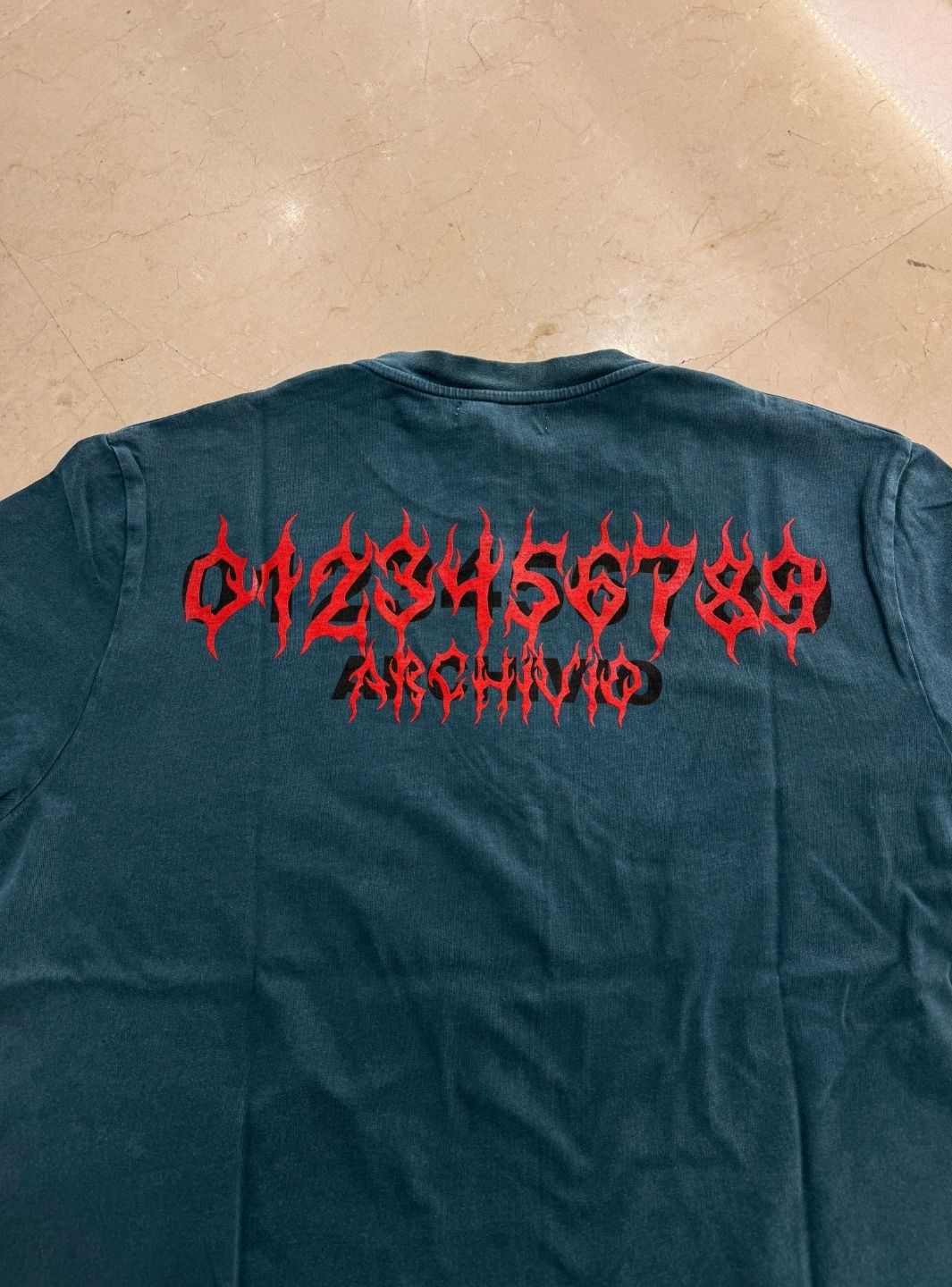 Numeri Archivio T-Shirt Deep Teal Green Red | ResellZone