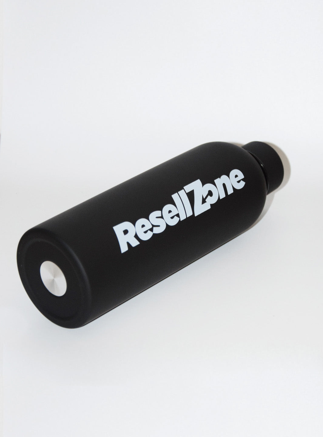 SteelFlow Matte Black Water Bottle, 500ml | ResellZone