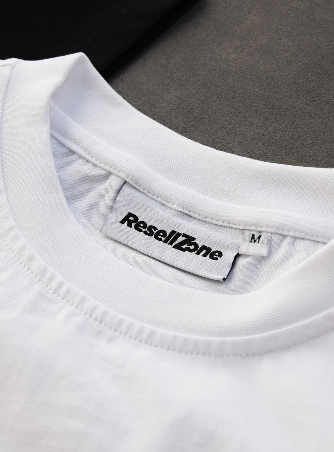 Subscribe T-Shirt White | ResellZone