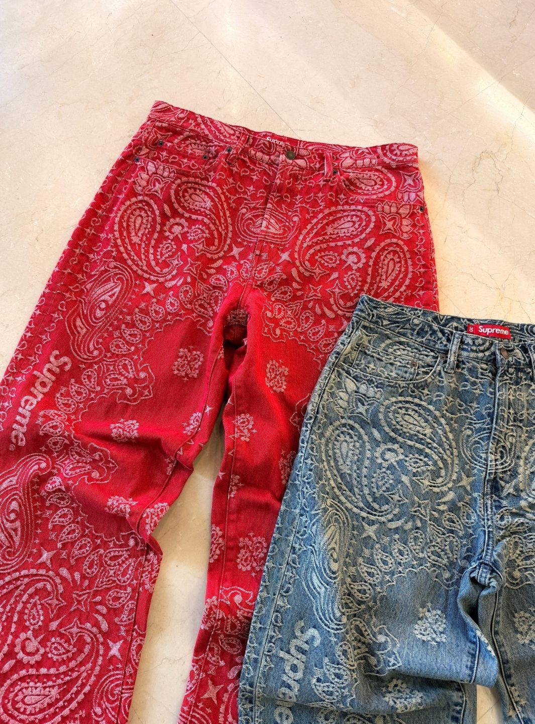 Supreme Bandana Jacquard Baggy Jeans Red | ResellZone
