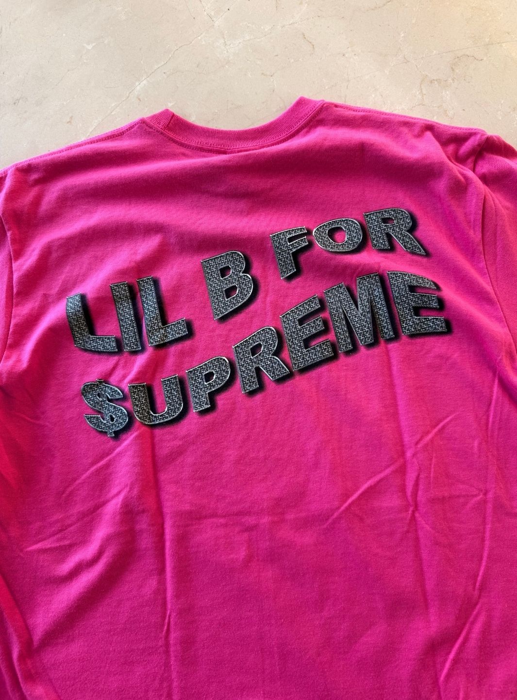 Supreme Based T-Shirt Fuchsia | ResellZone